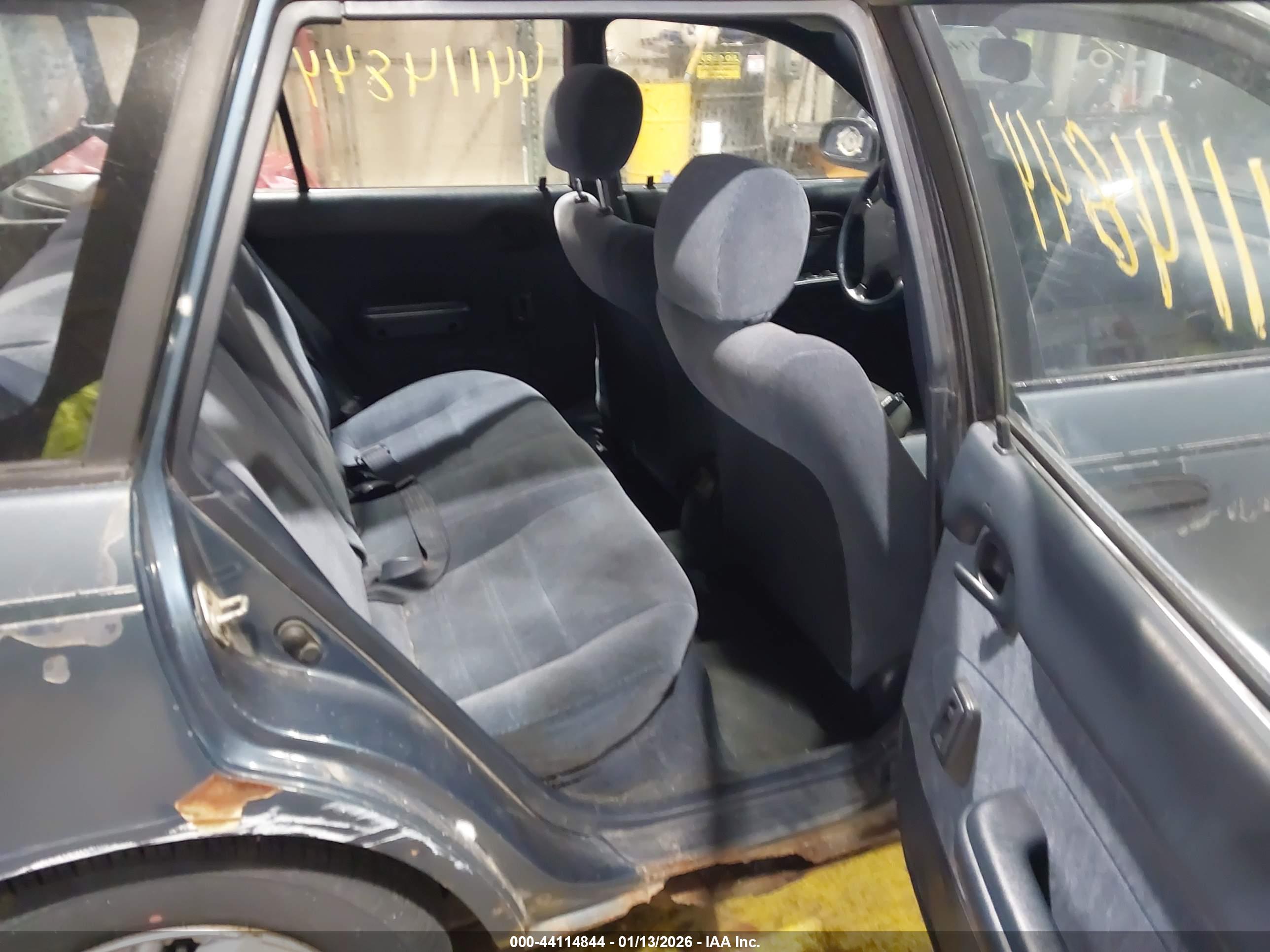 TOYOTA COROLLA image 8