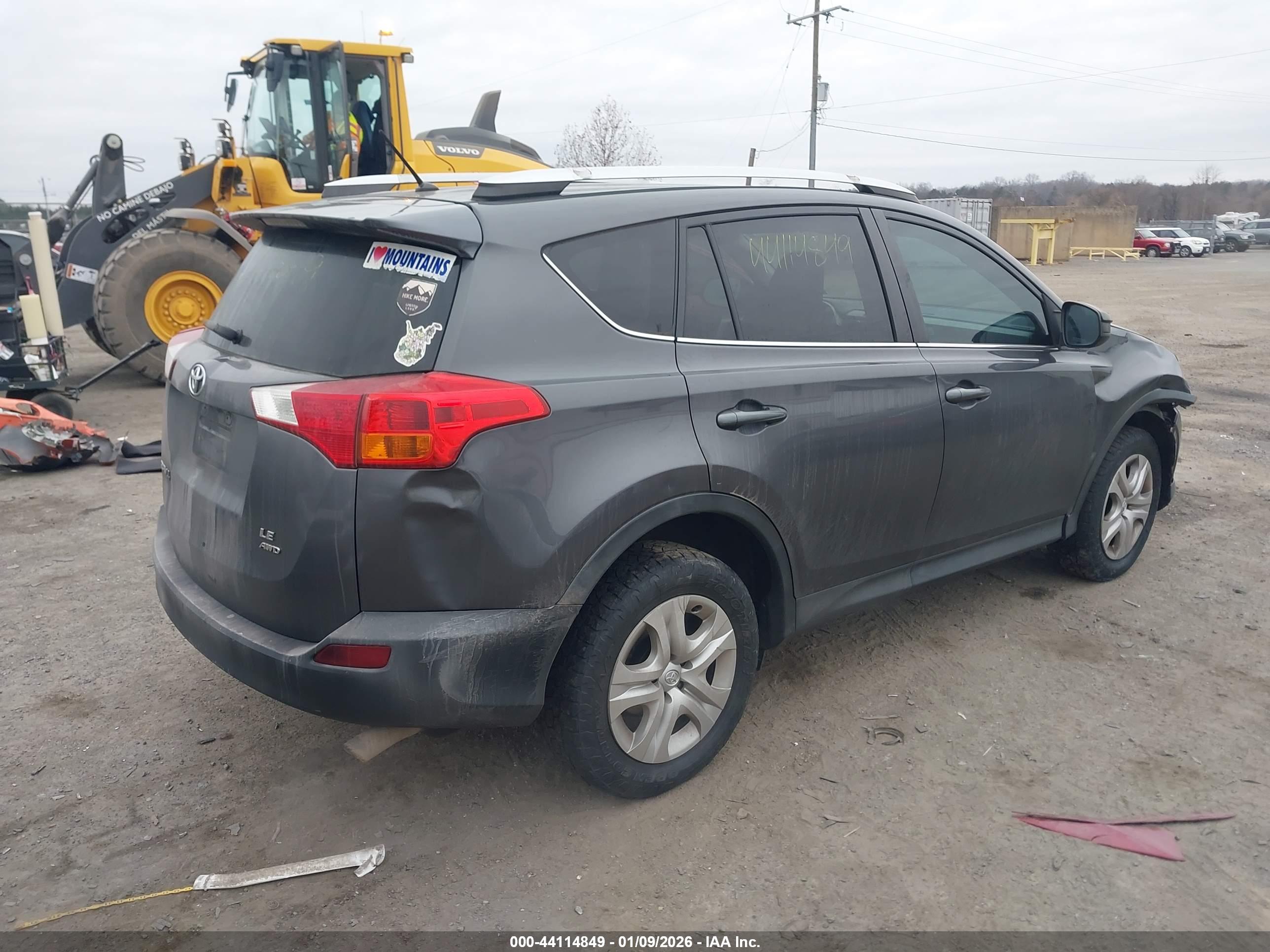 TOYOTA RAV4 image 4