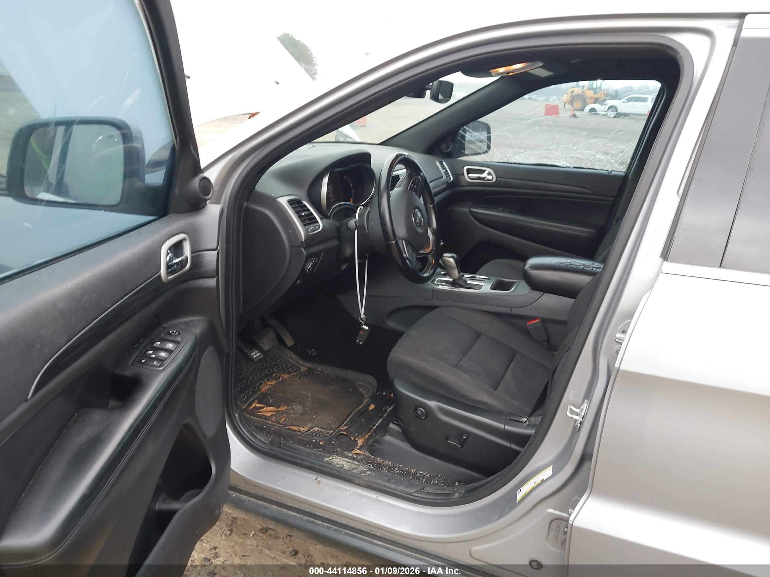 JEEP GRAND image 5