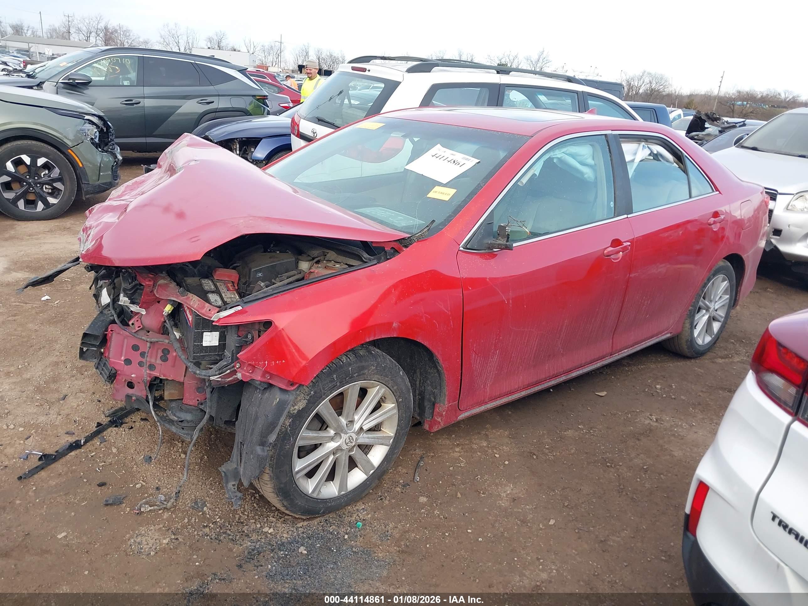TOYOTA CAMRY image 2