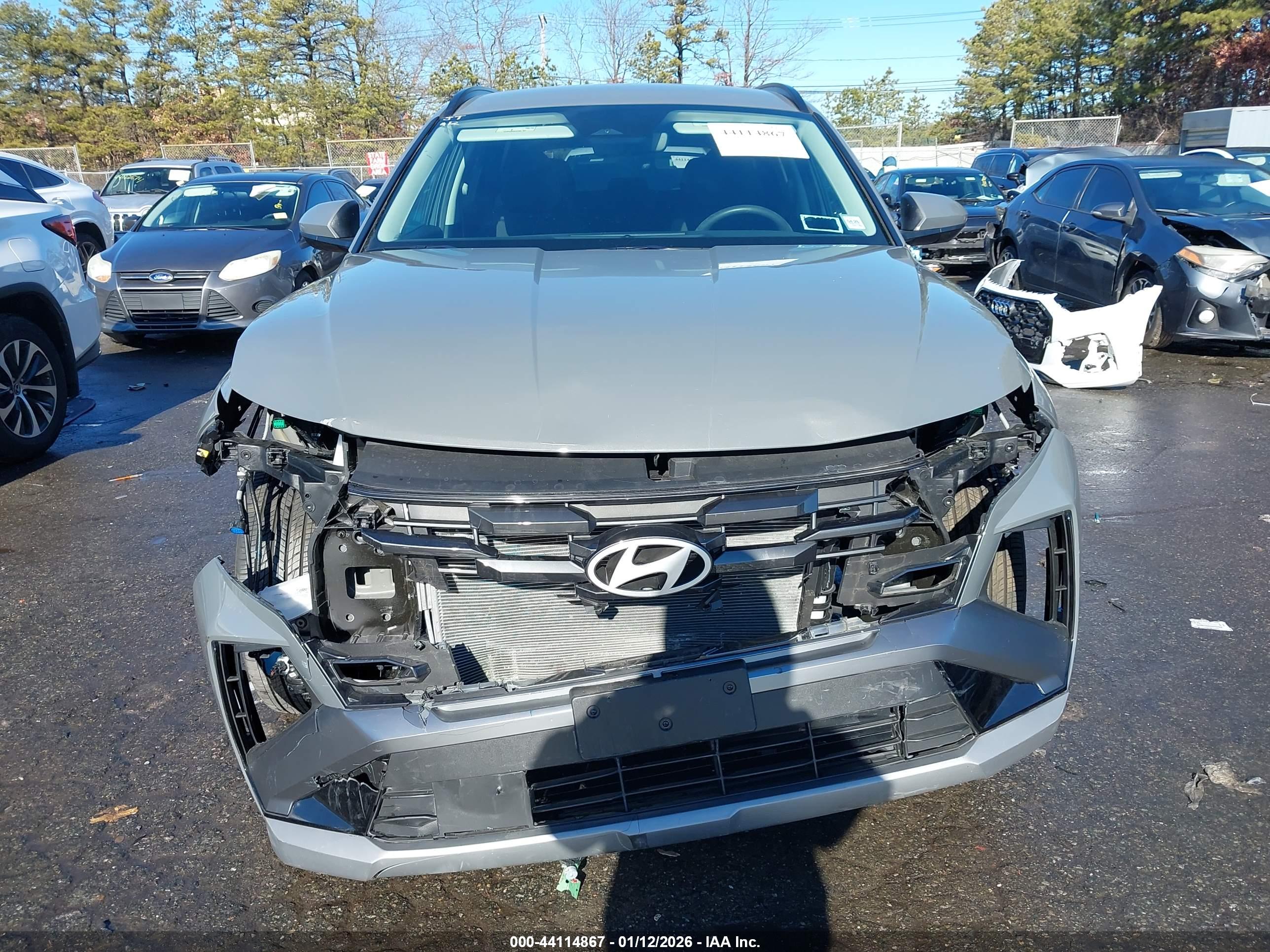 HYUNDAI TUCSON image 6