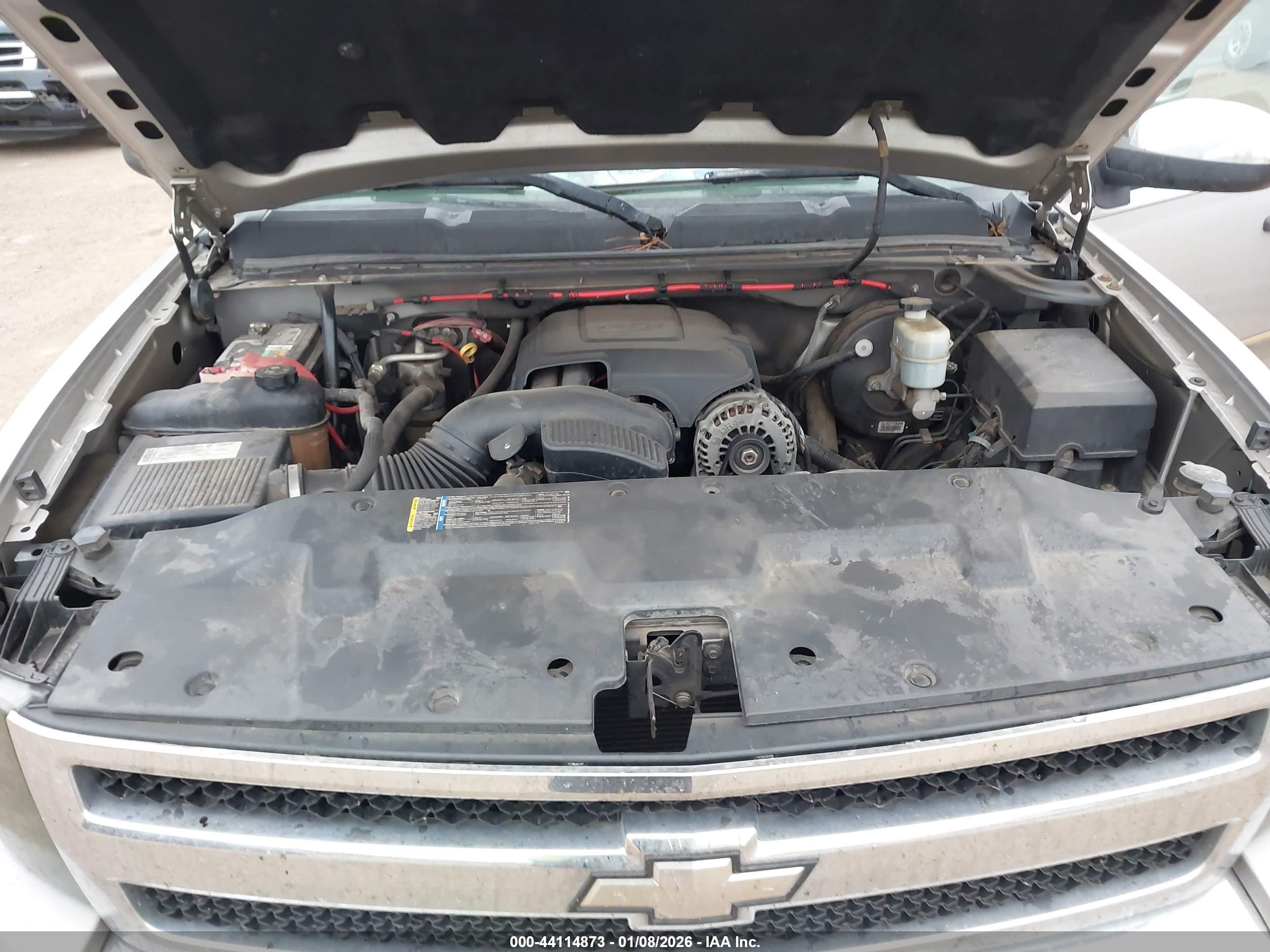 CHEVROLET SILVERADO image 10