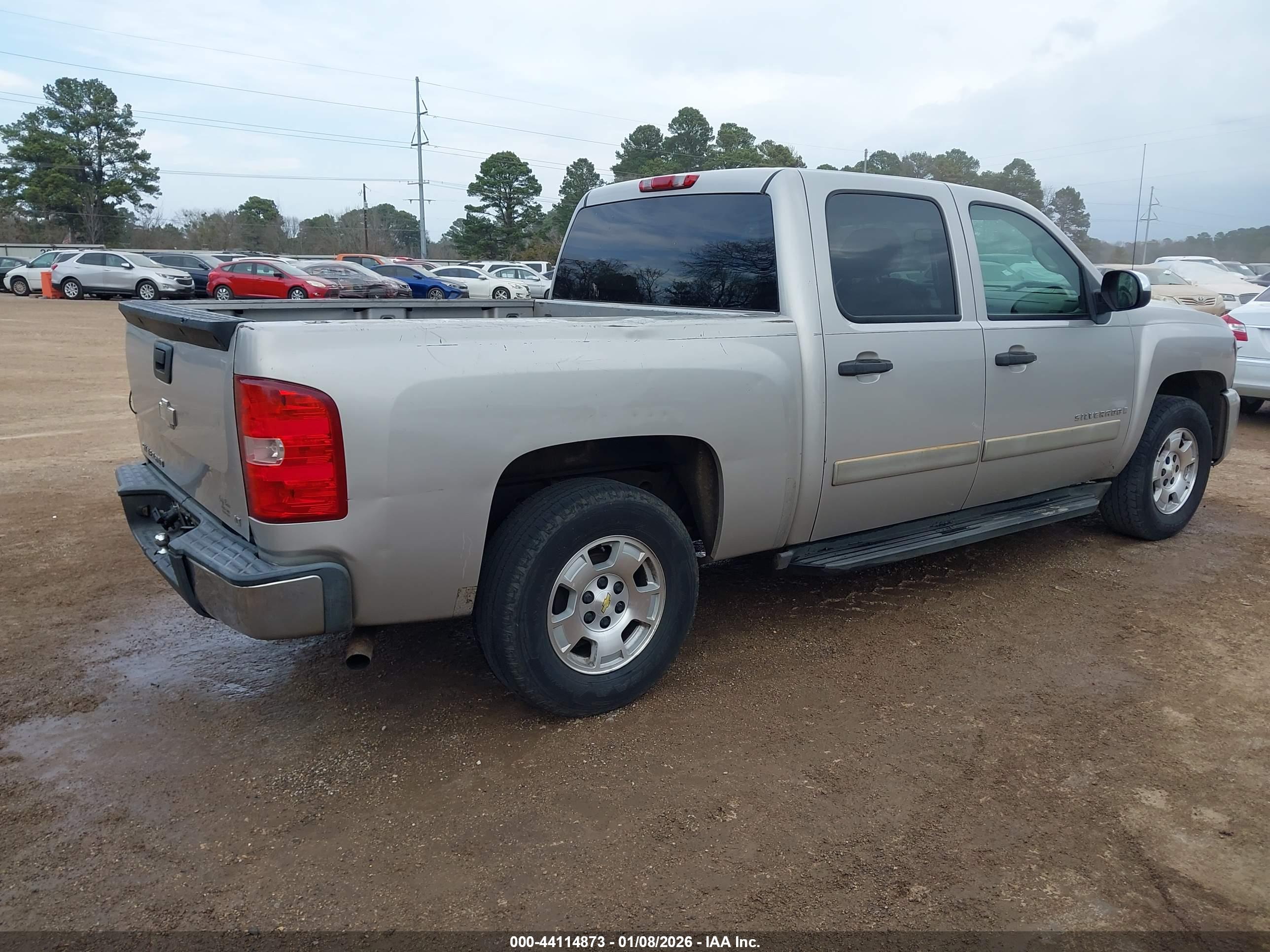CHEVROLET SILVERADO image 4