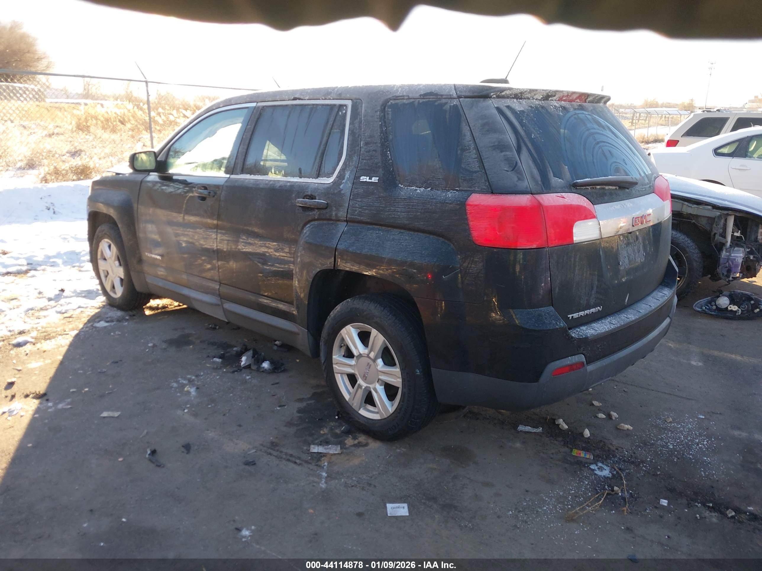 GMC TERRAIN image 3