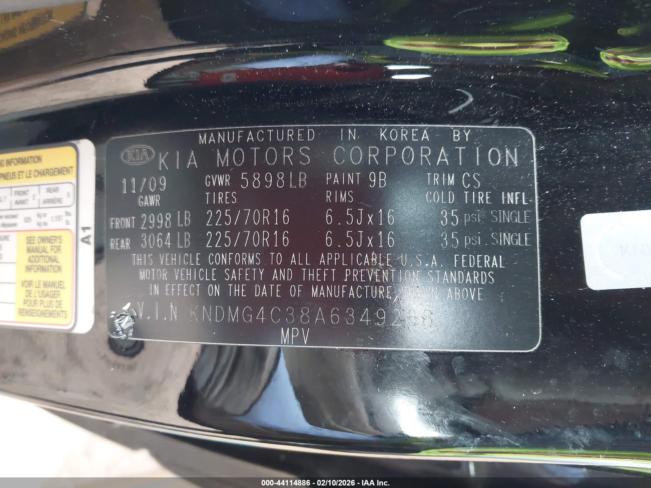 KIA SEDONA image 9