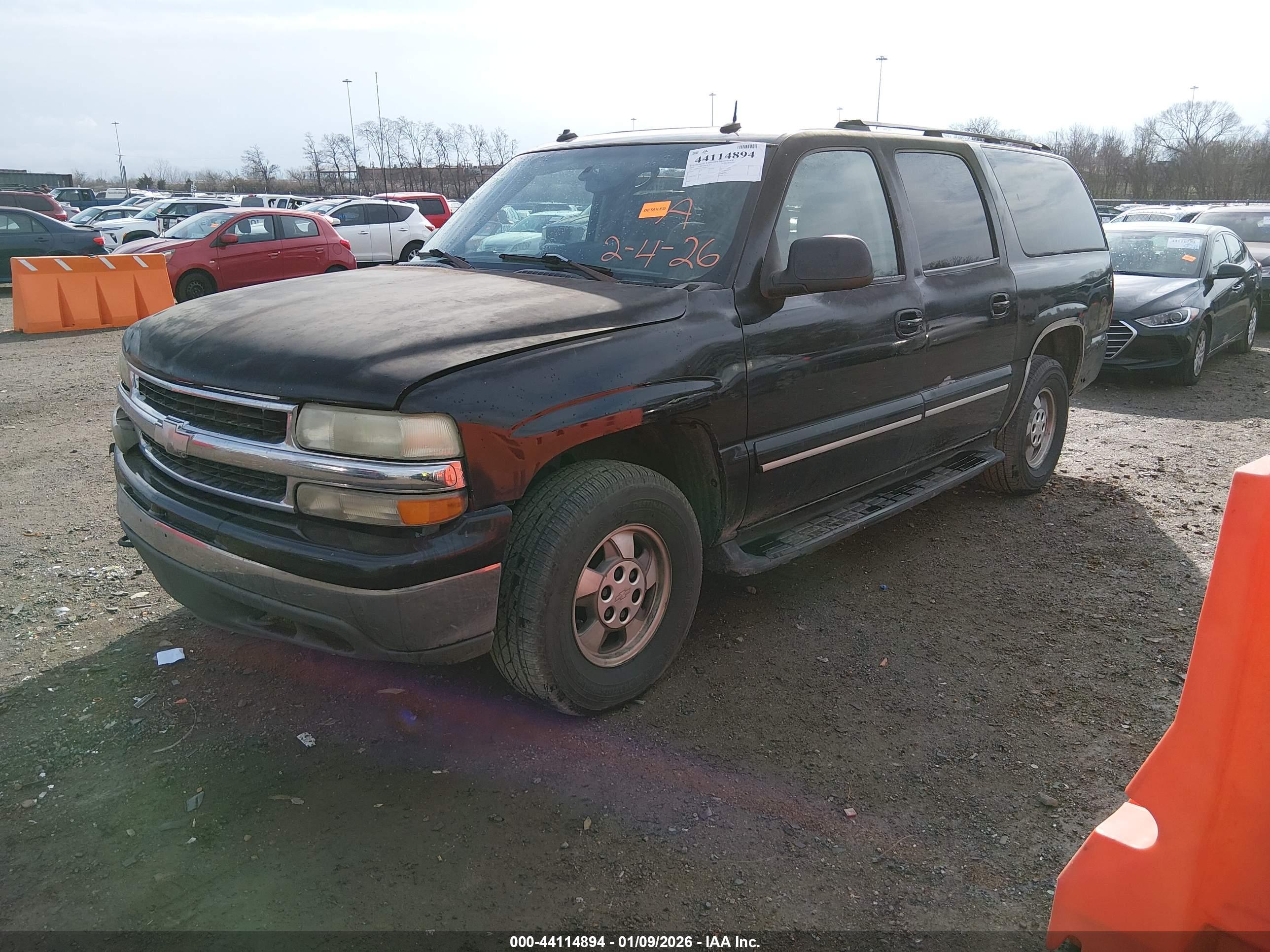 CHEVROLET SUBURBAN image 2