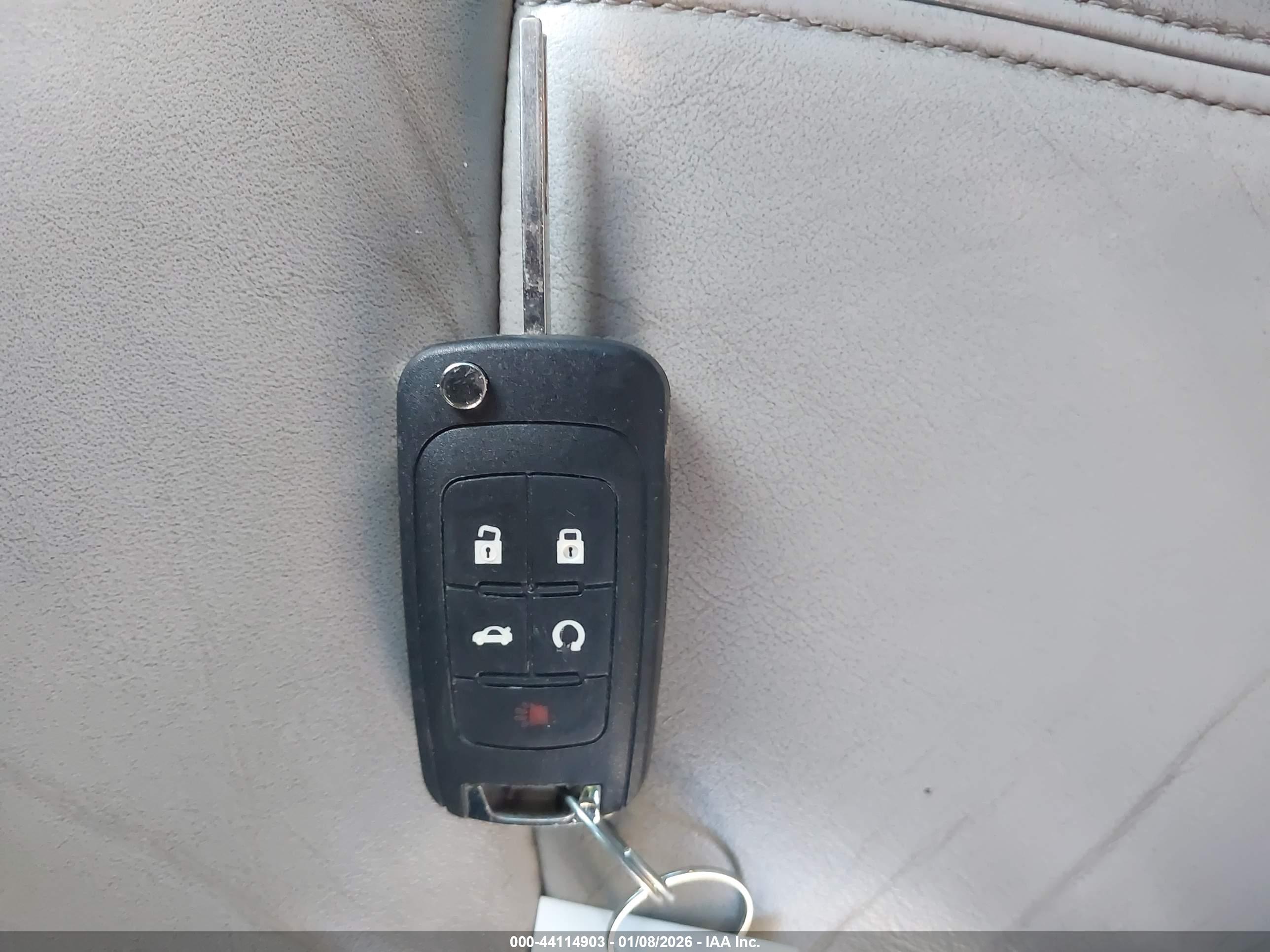 BUICK LACROSSE image 11