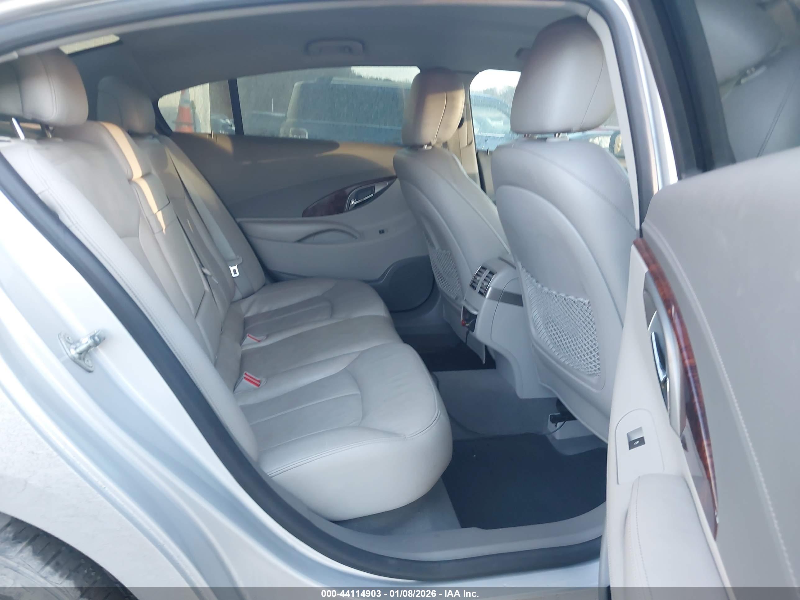BUICK LACROSSE image 8