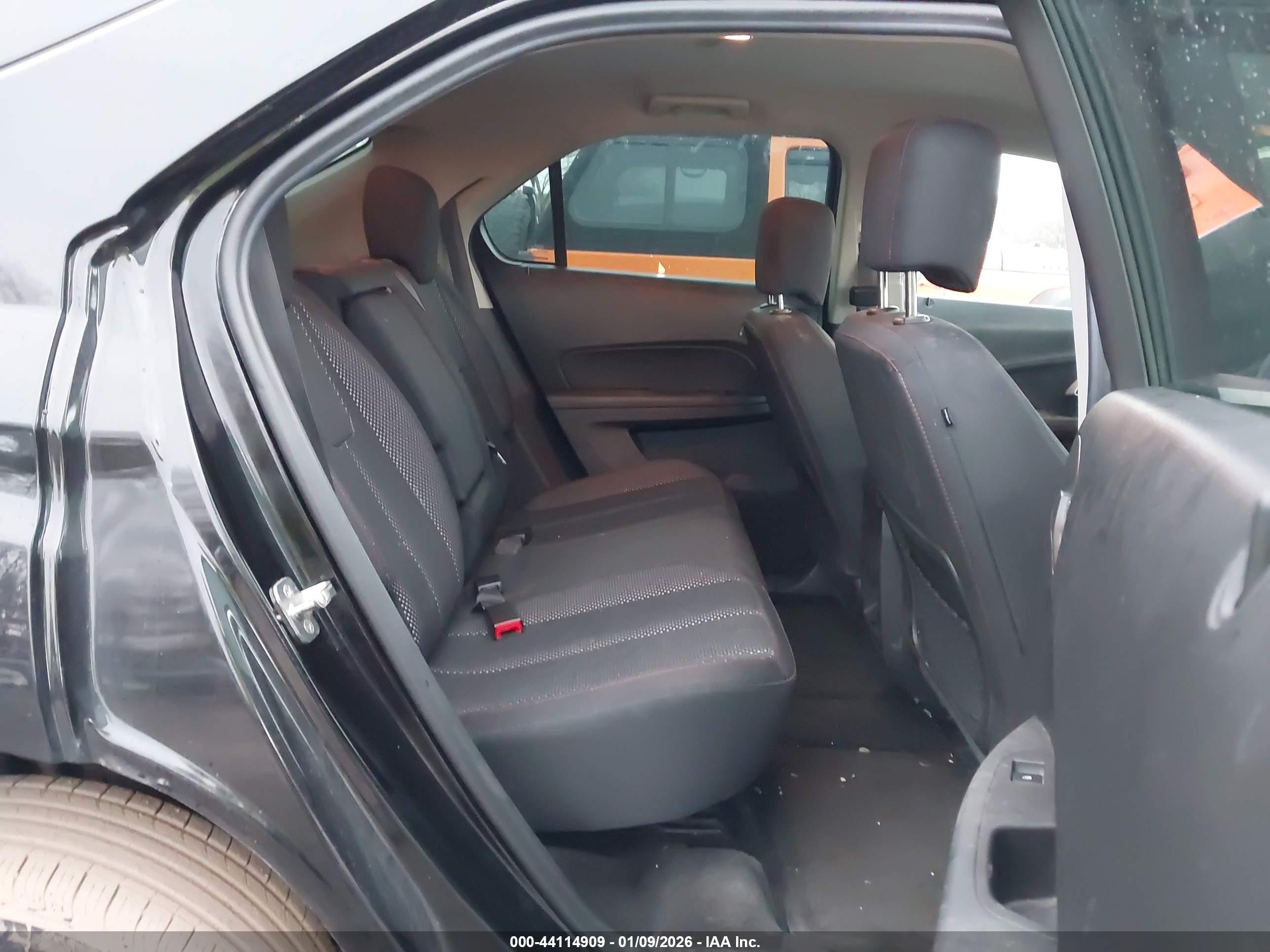 CHEVROLET EQUINOX image 8