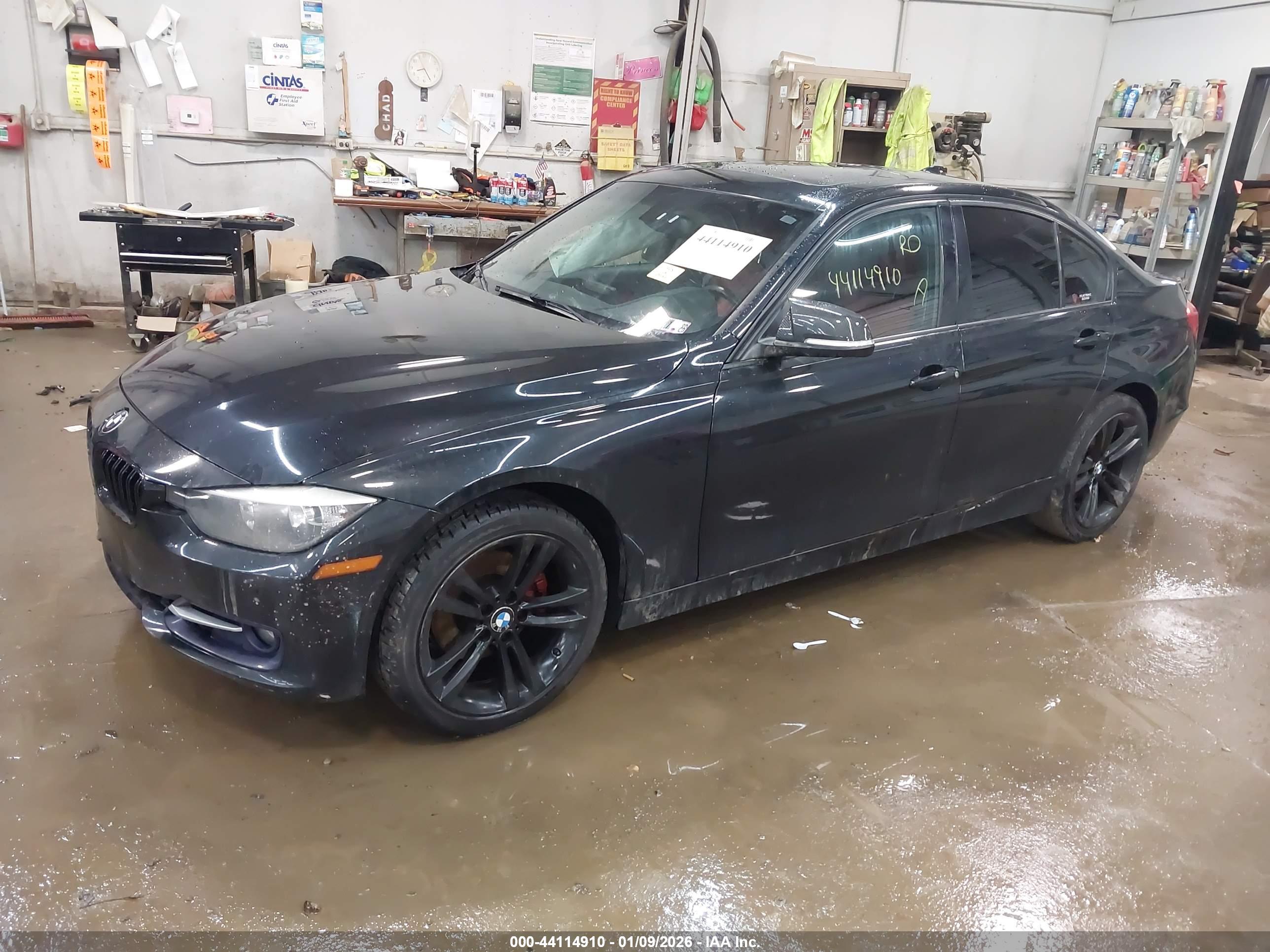 BMW 328I image 2
