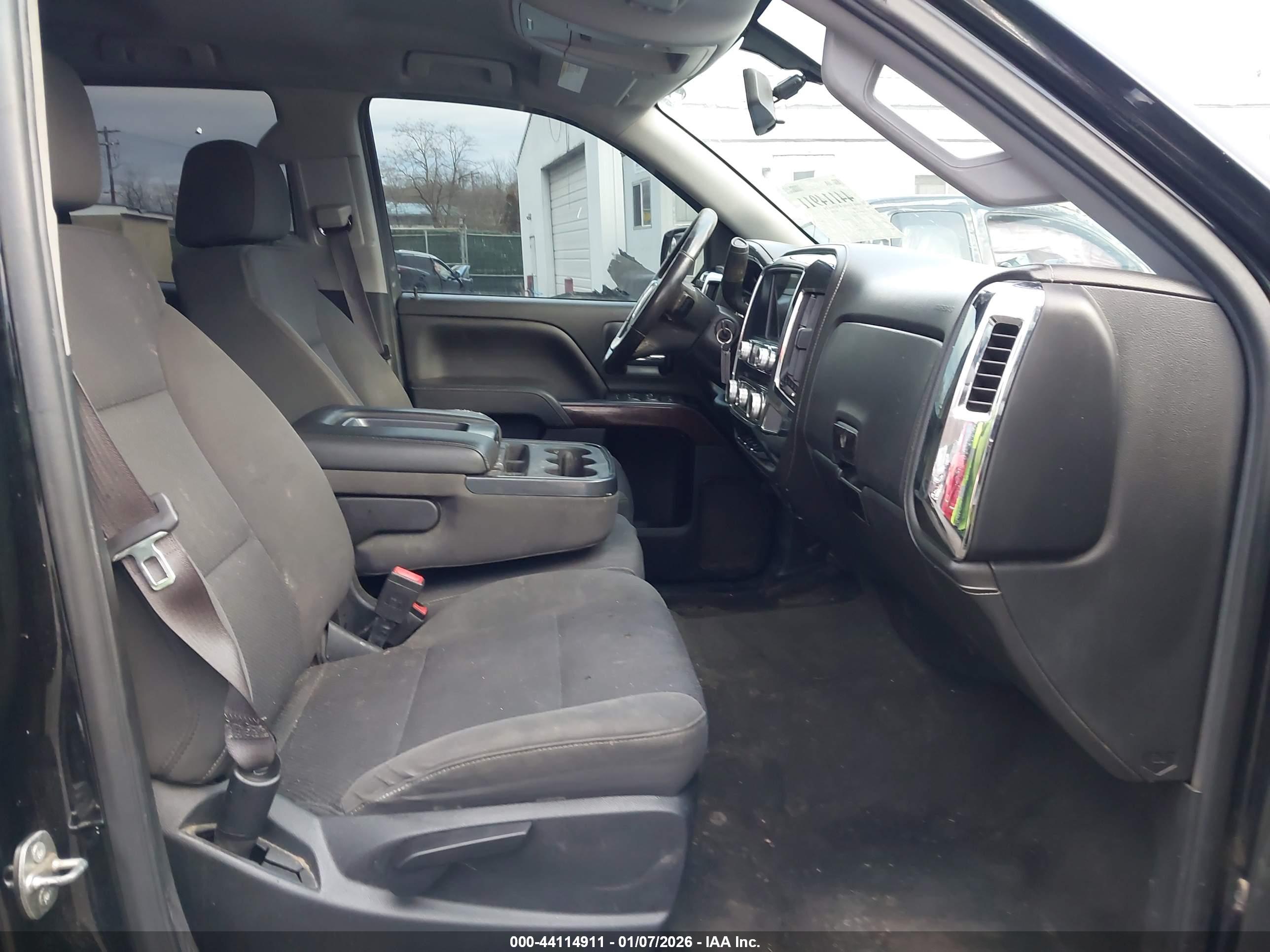 GMC SIERRA image 5