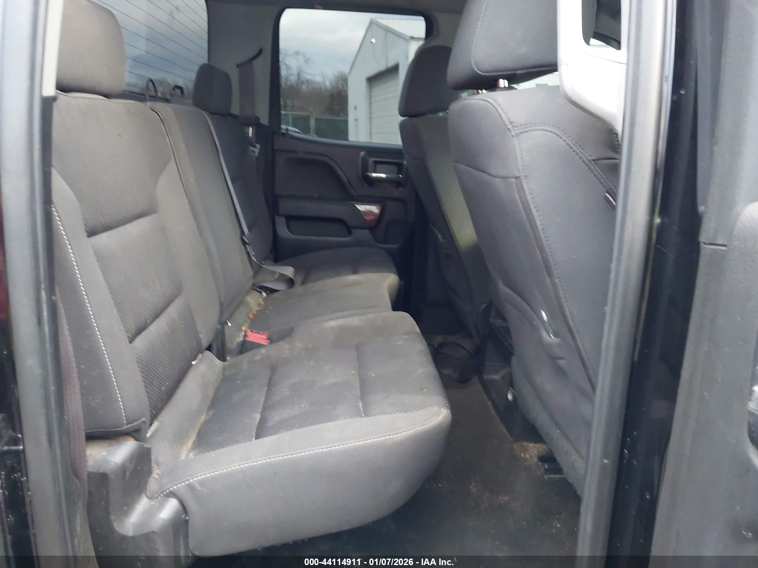 GMC SIERRA image 8