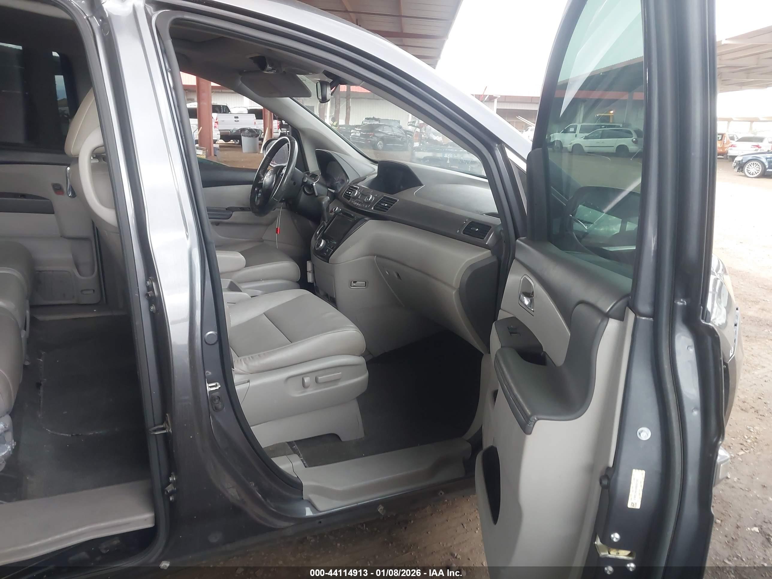 HONDA ODYSSEY image 5