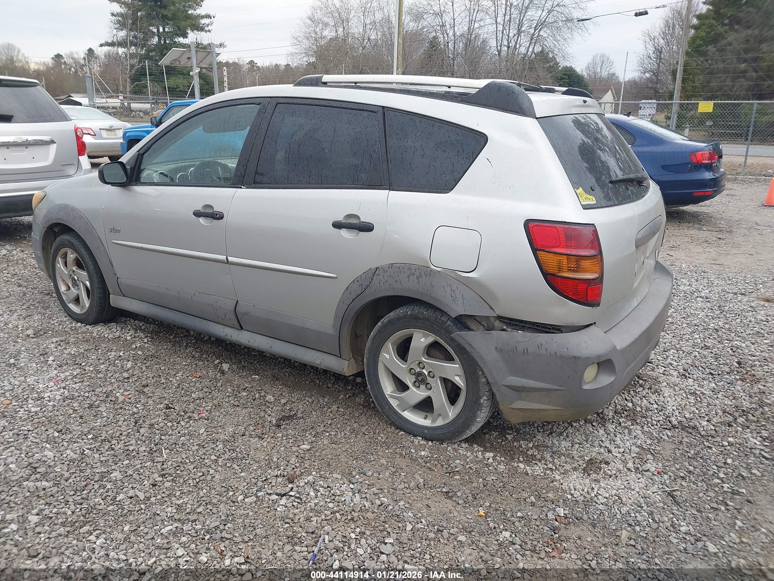 PONTIAC VIBE image 3