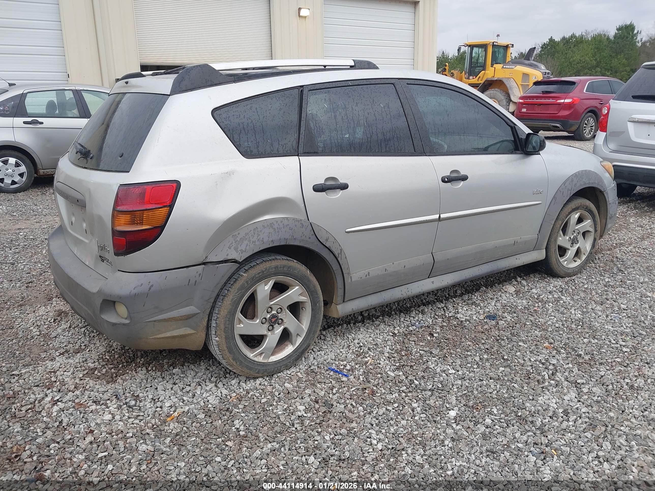 PONTIAC VIBE image 4