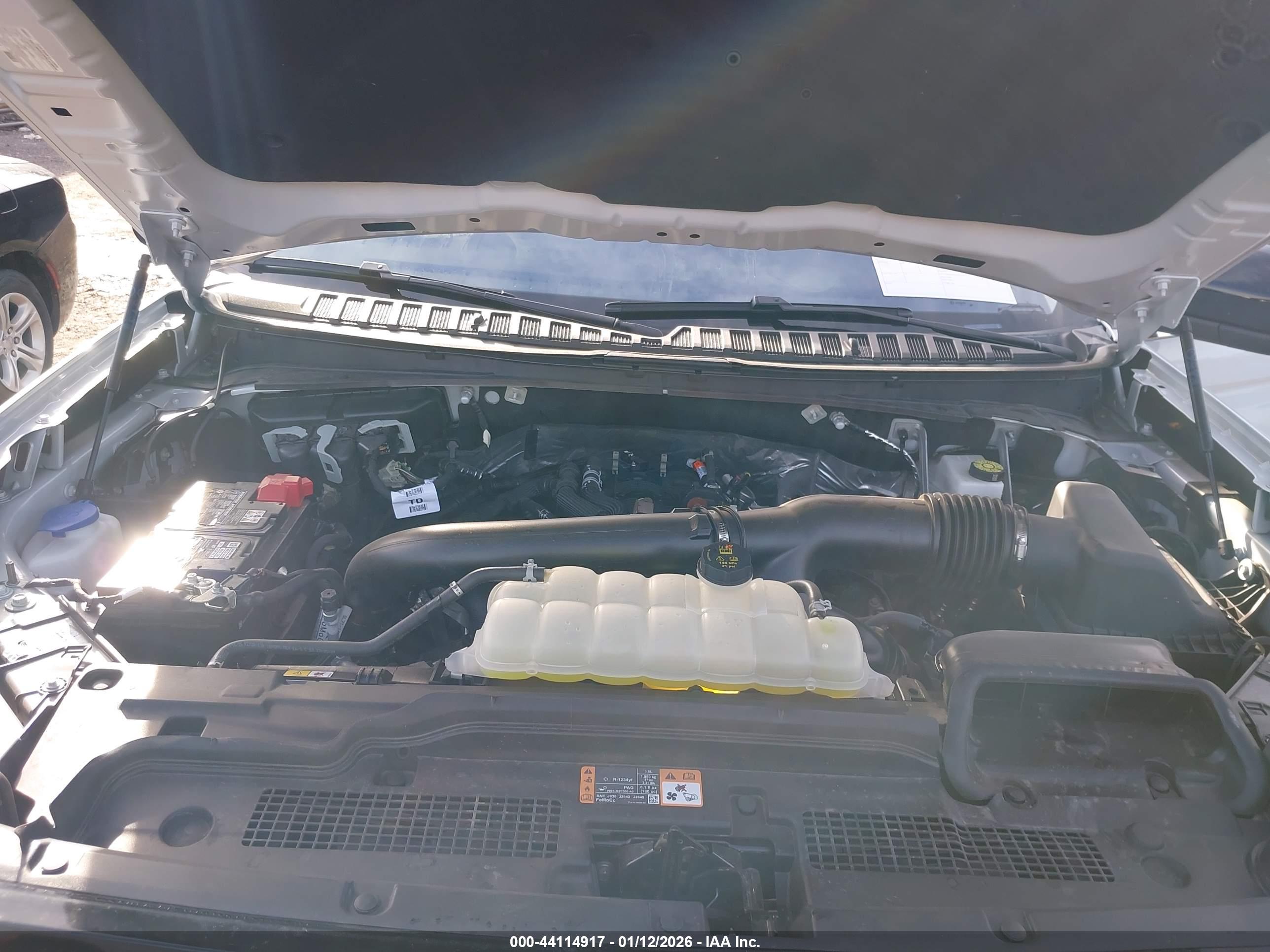 FORD EXPEDITION image 10