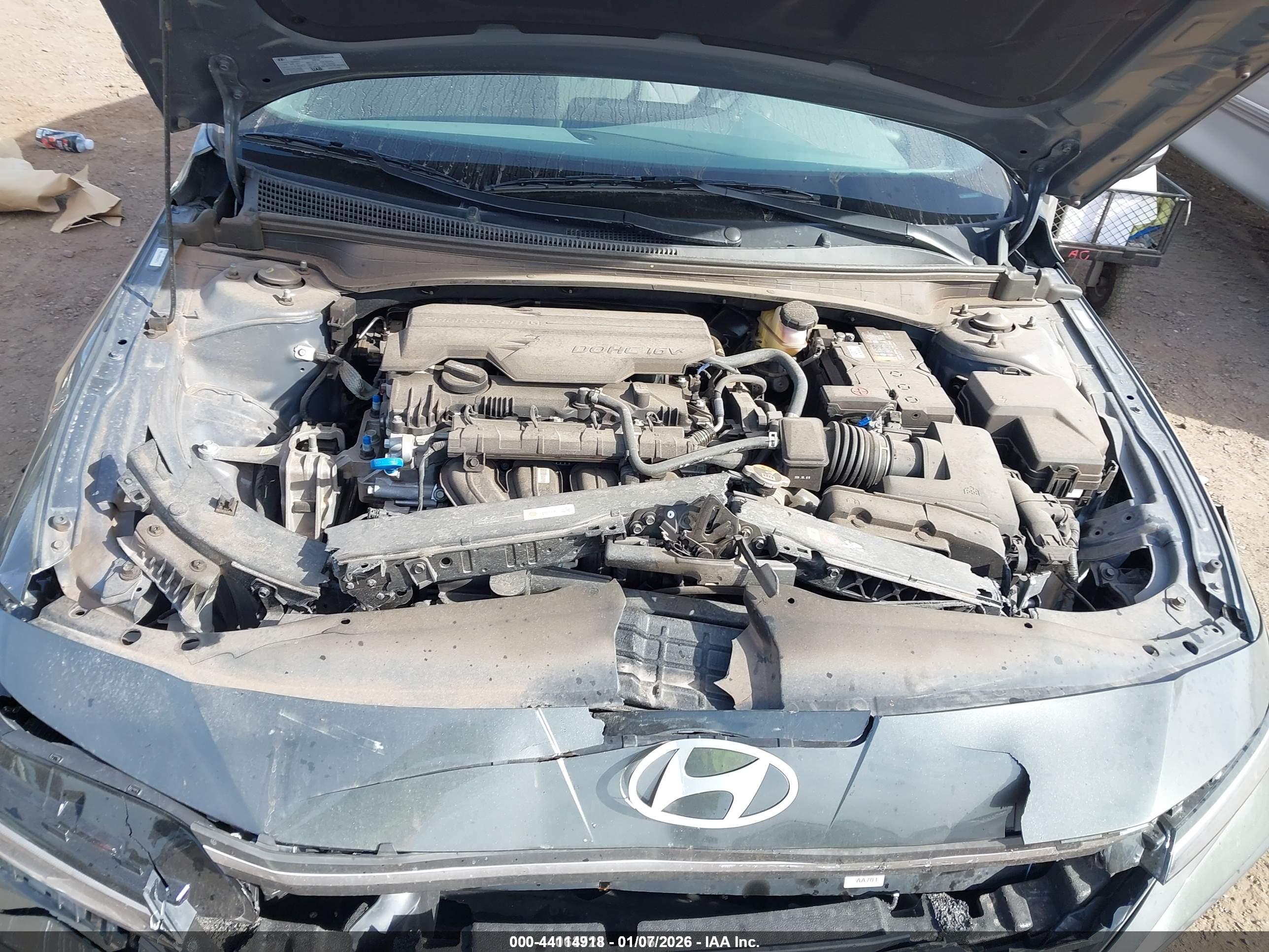 HYUNDAI ELANTRA image 10