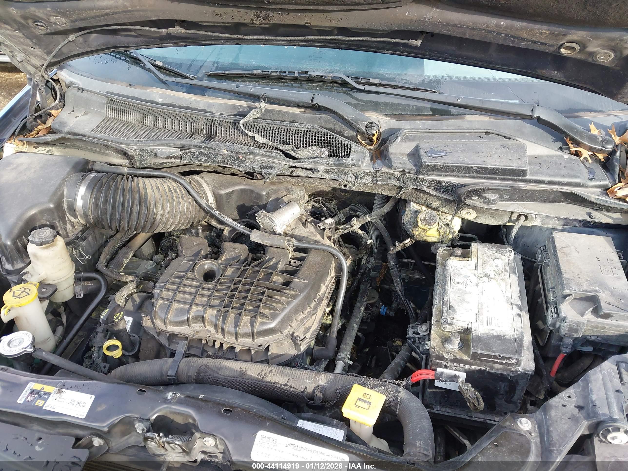 CHRYSLER TOWN image 6