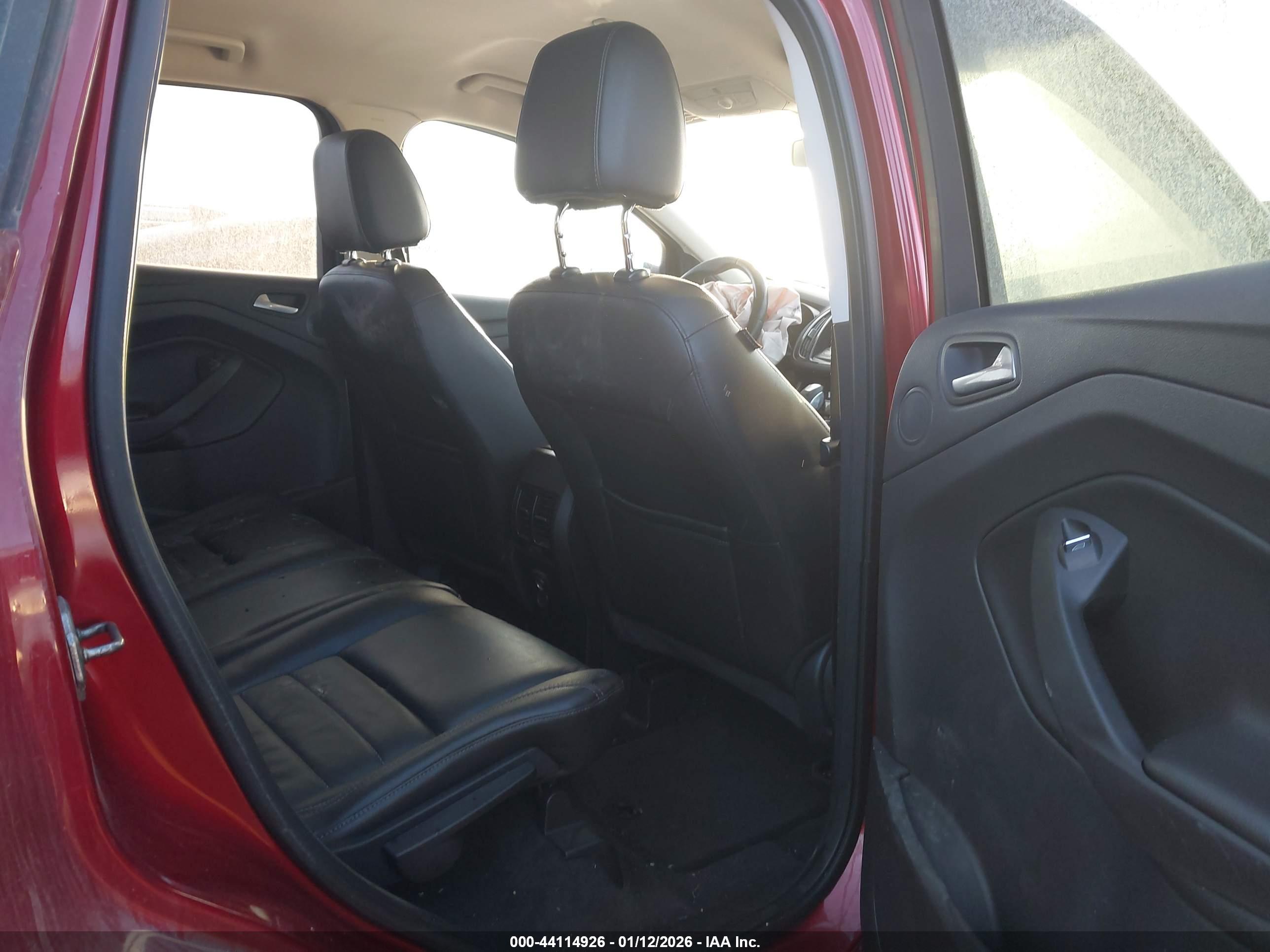 FORD ESCAPE image 8