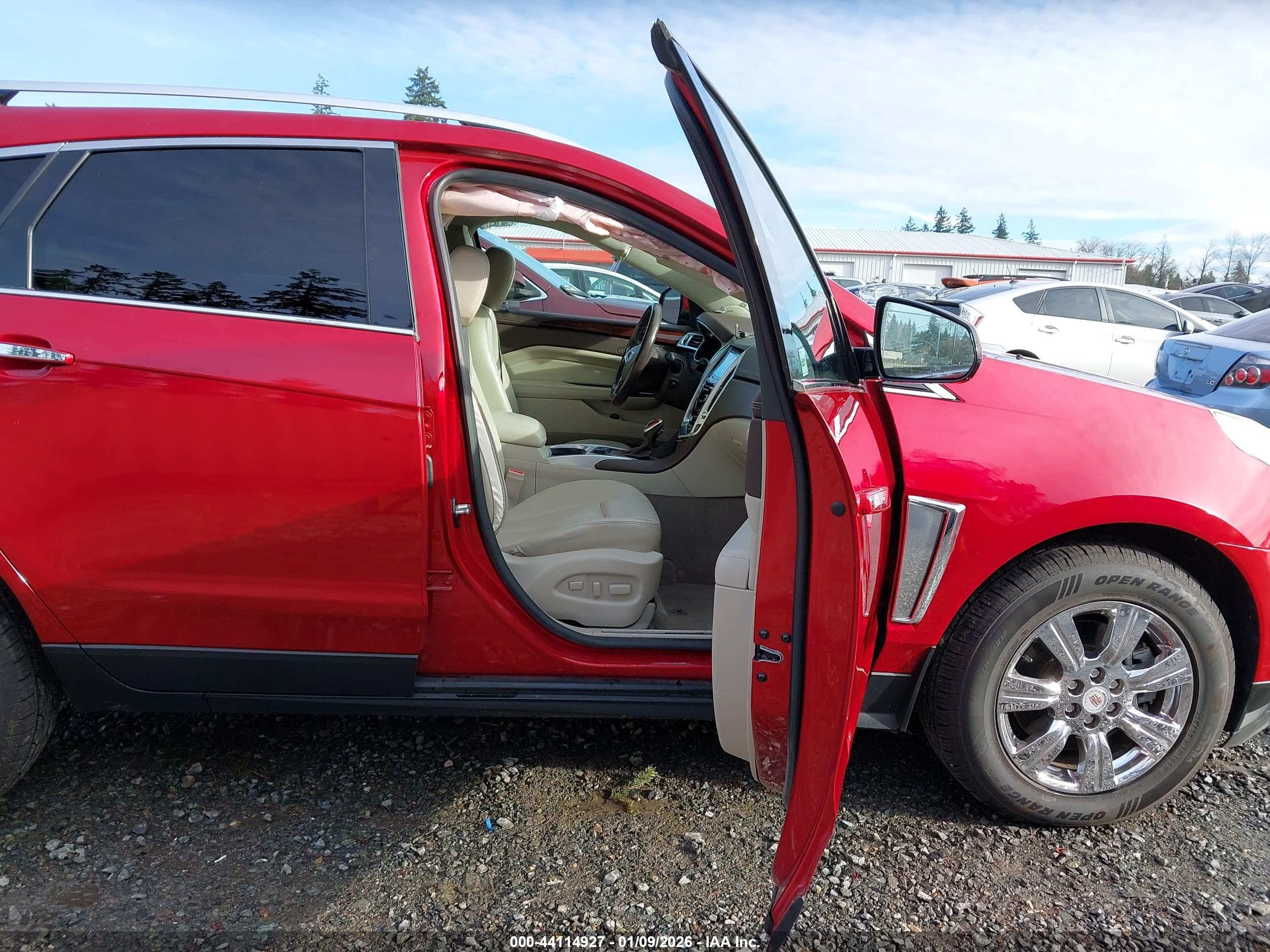 CADILLAC SRX image 5