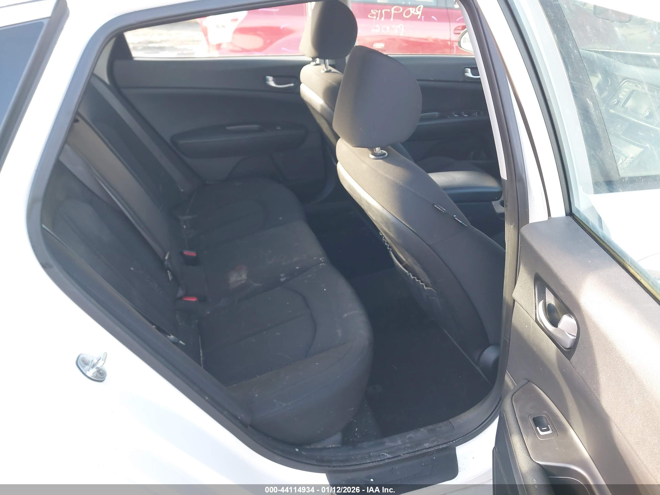 KIA OPTIMA image 8