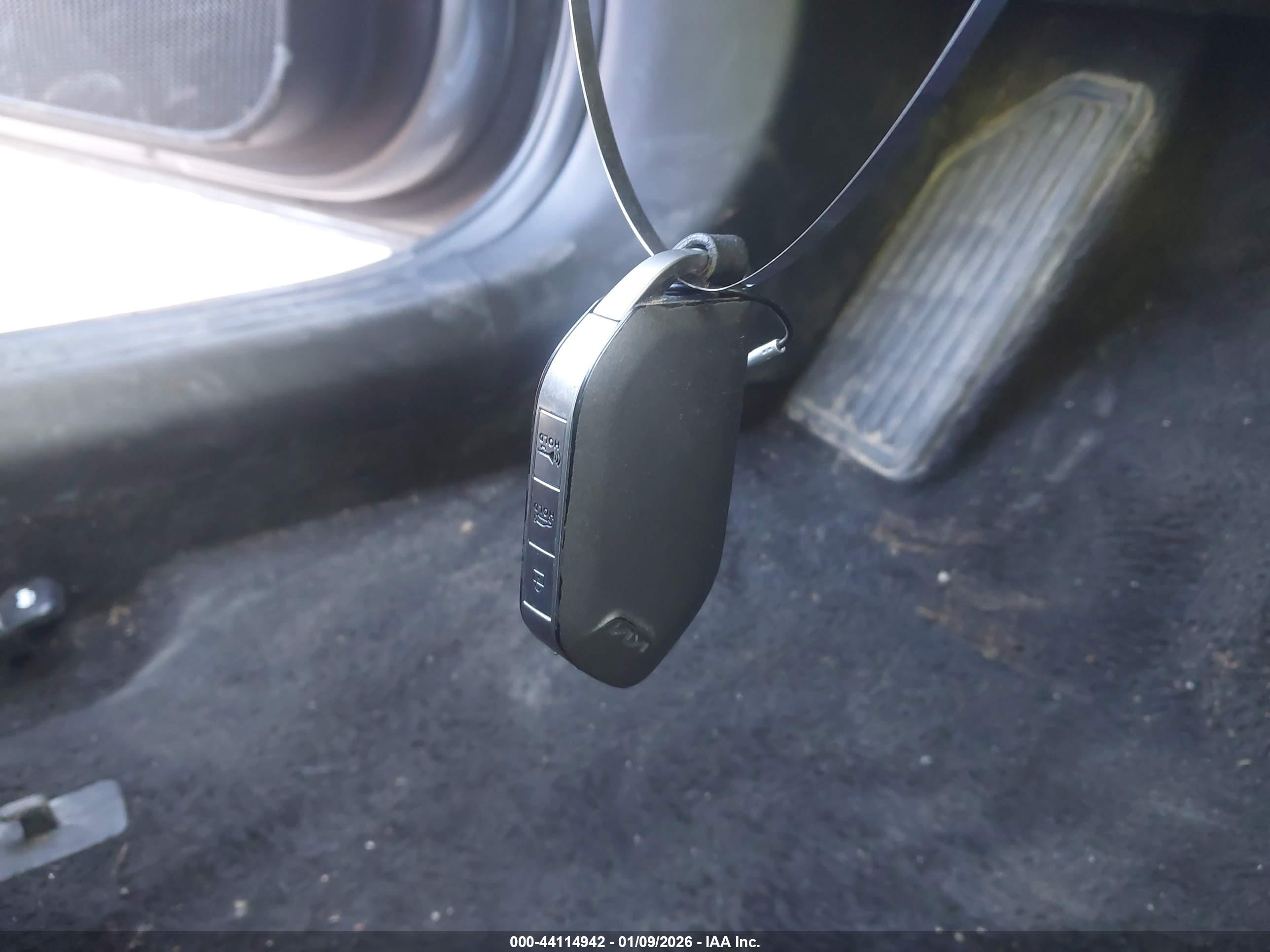 KIA K4 image 11