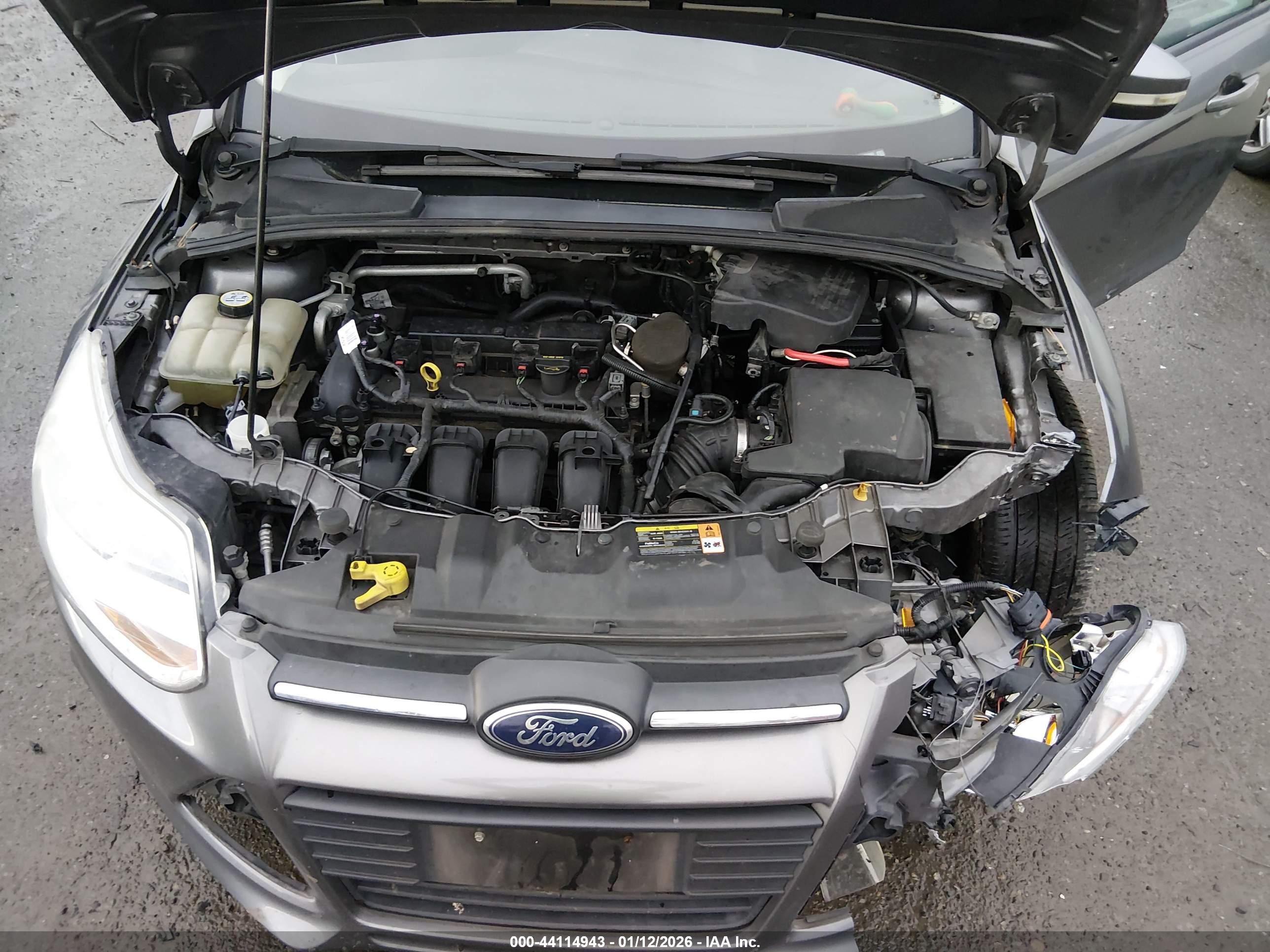 FORD FOCUS image 10