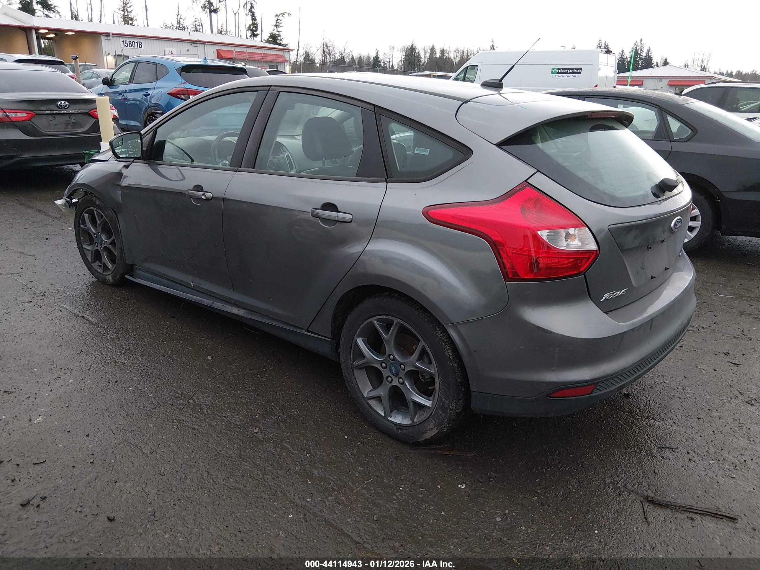 FORD FOCUS image 3
