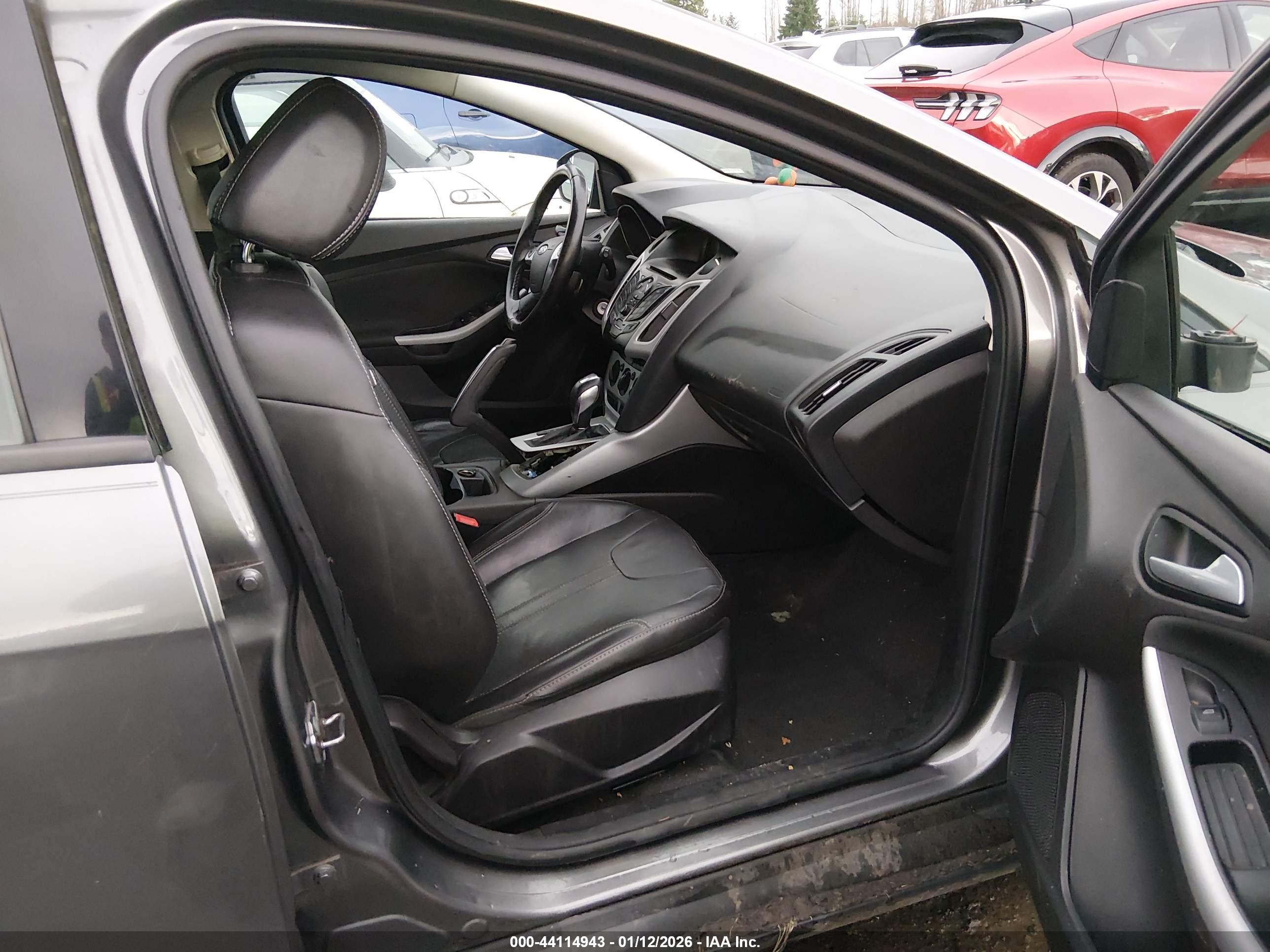 FORD FOCUS image 5