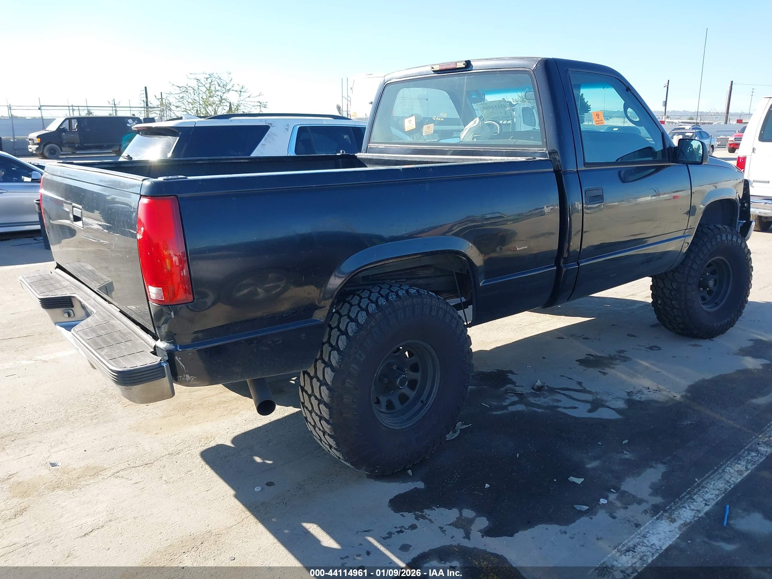 GMC SIERRA image 4