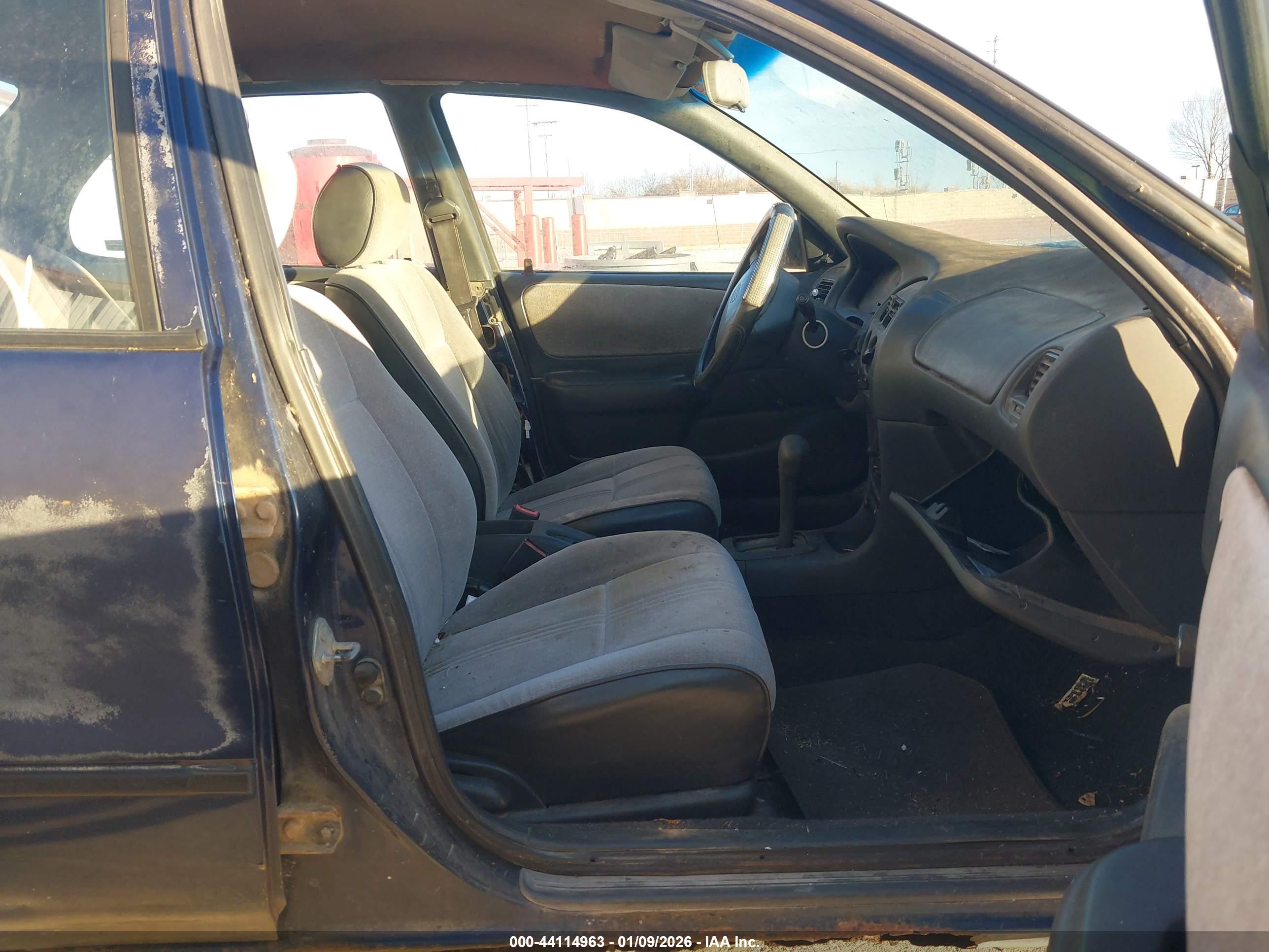 GEO PRIZM image 5