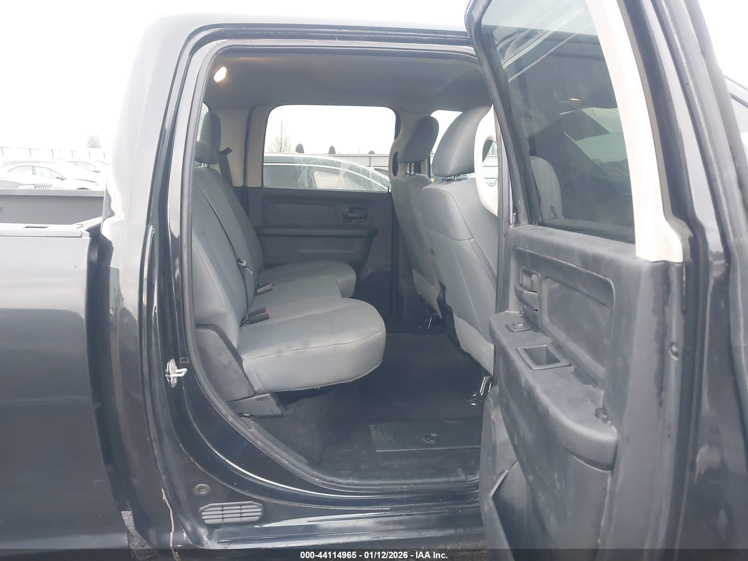 RAM 2500 image 8