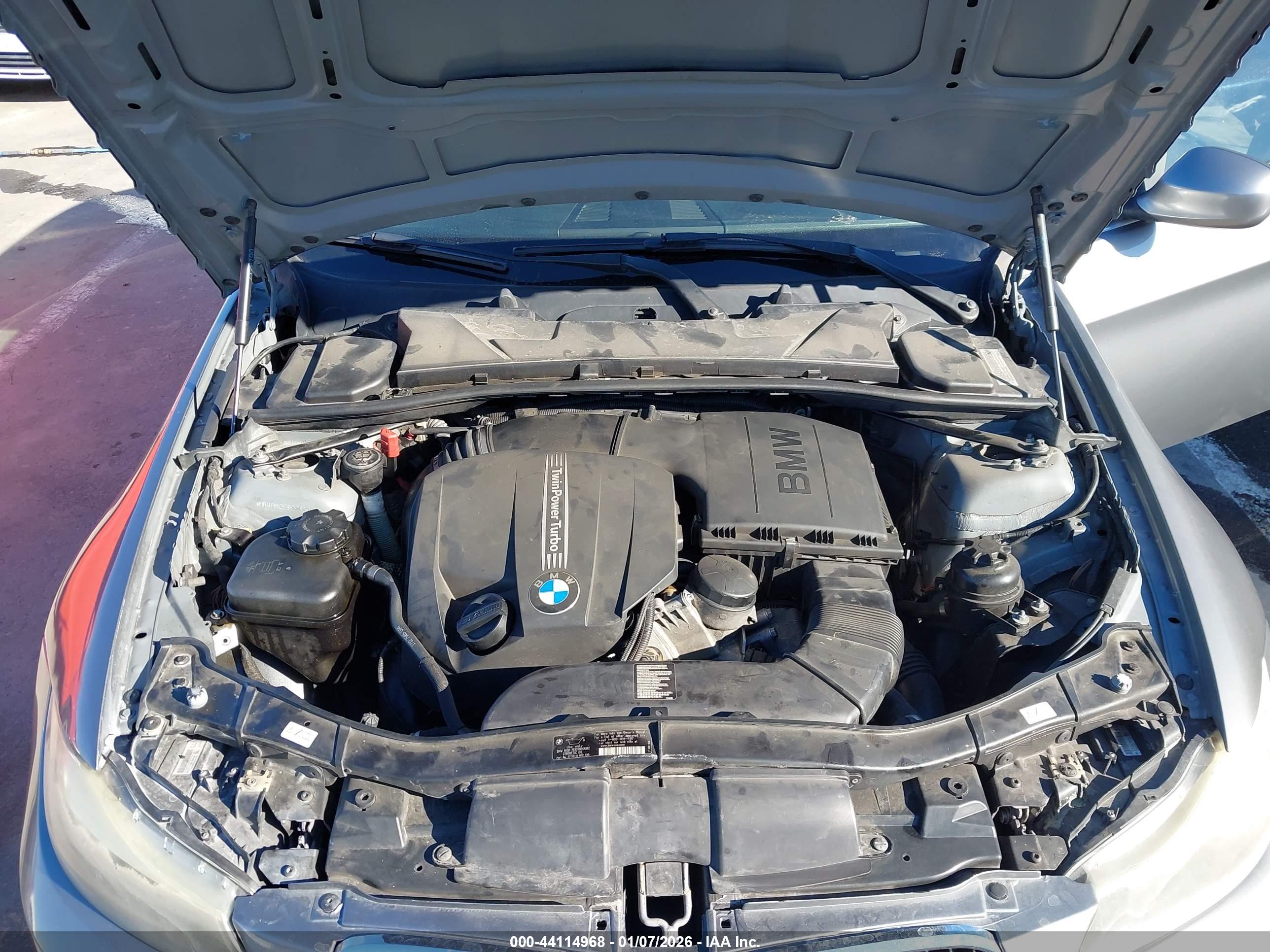 BMW 335I image 10