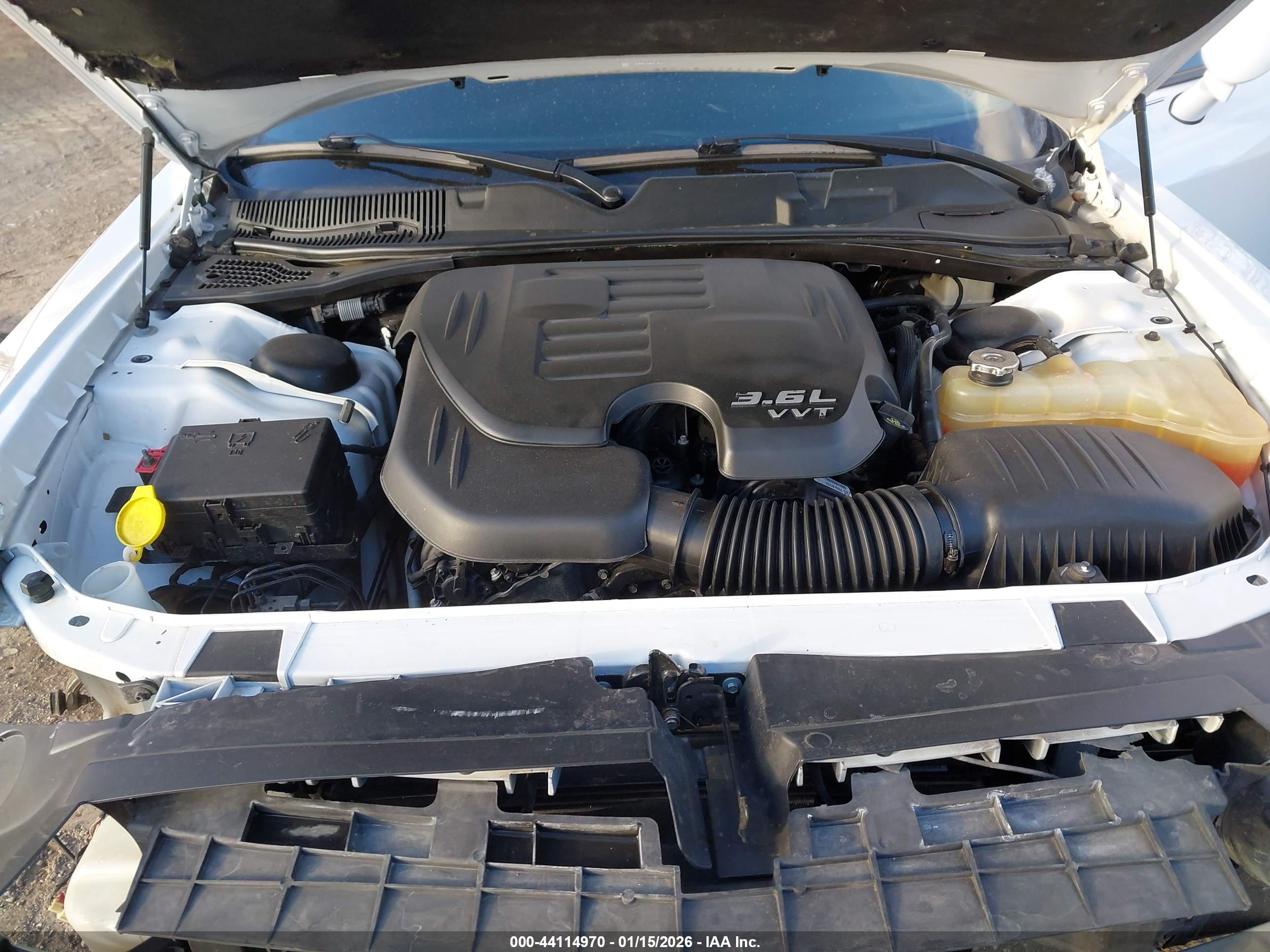 DODGE CHALLENGER image 10