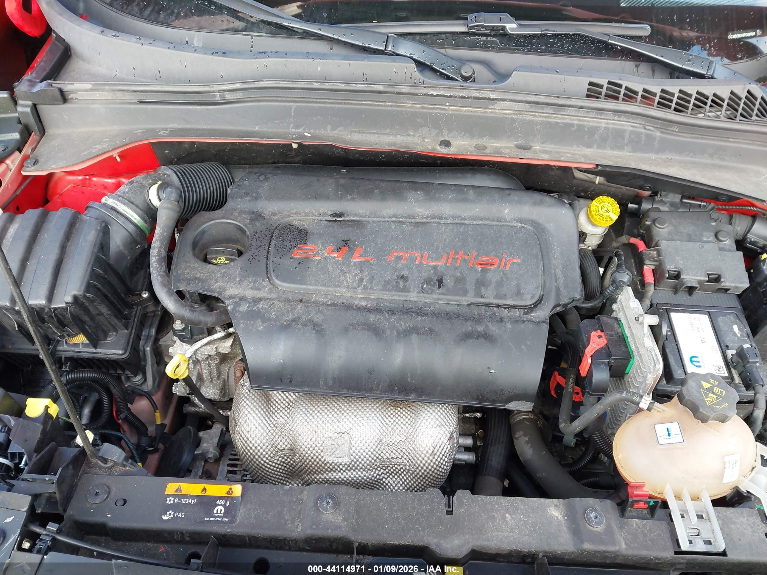 JEEP RENEGADE image 10