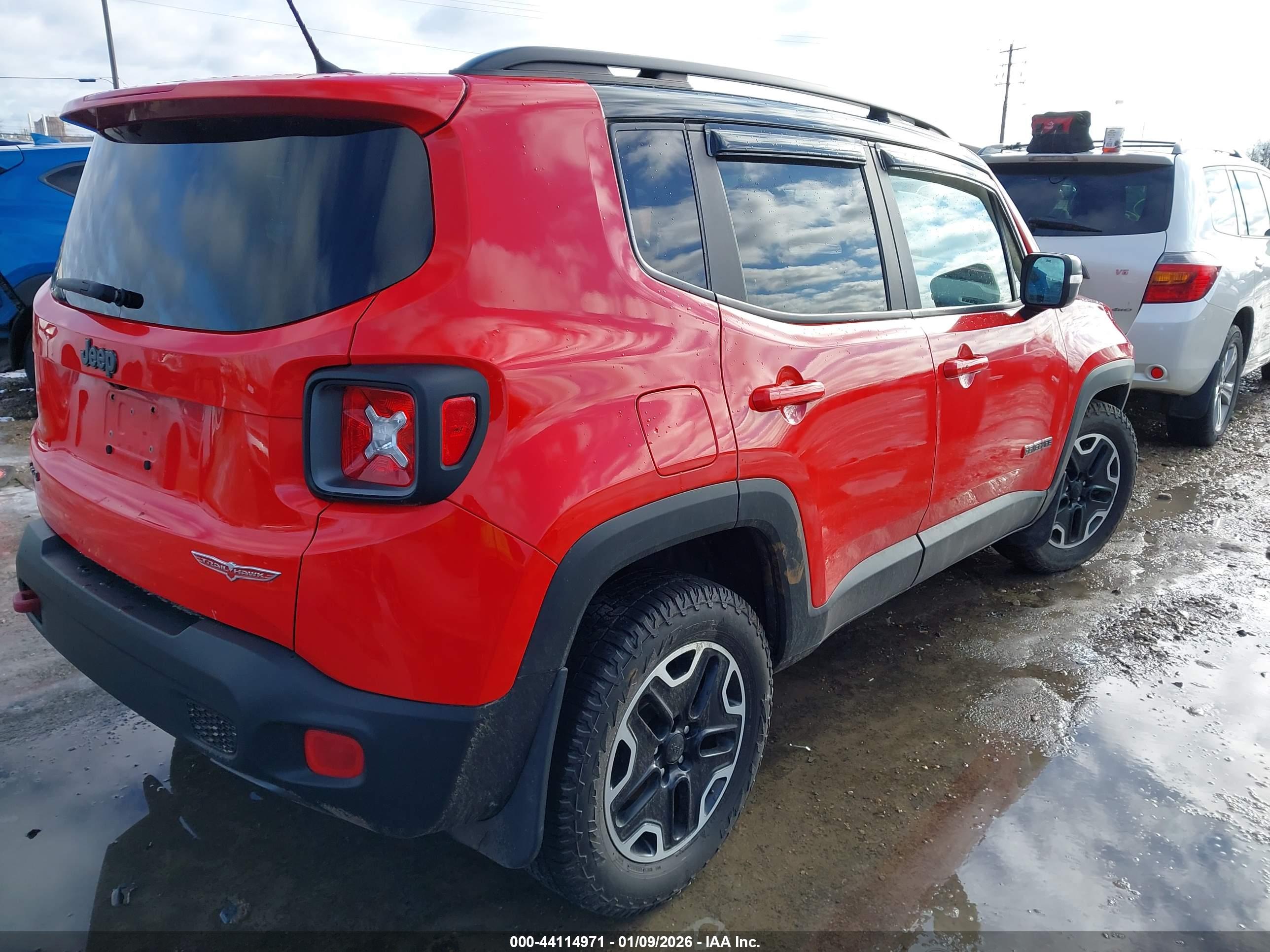 JEEP RENEGADE image 4