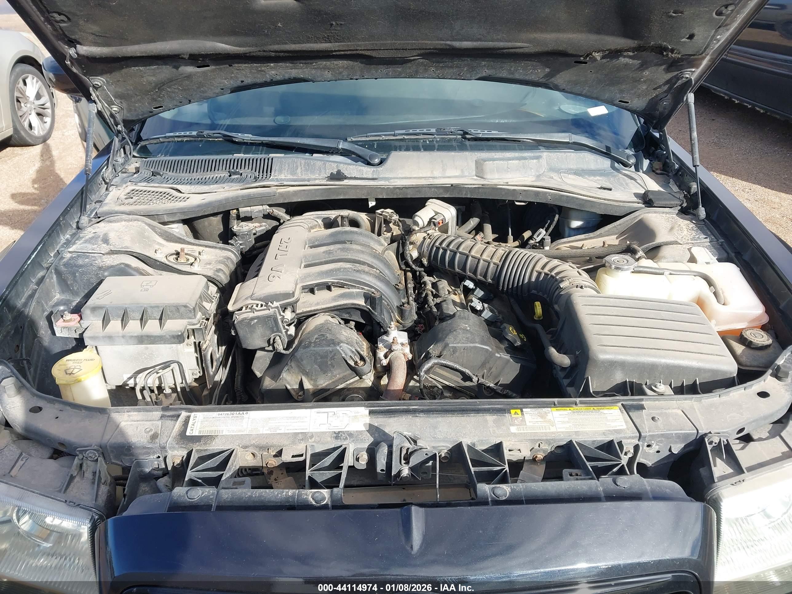 CHRYSLER 300 image 10