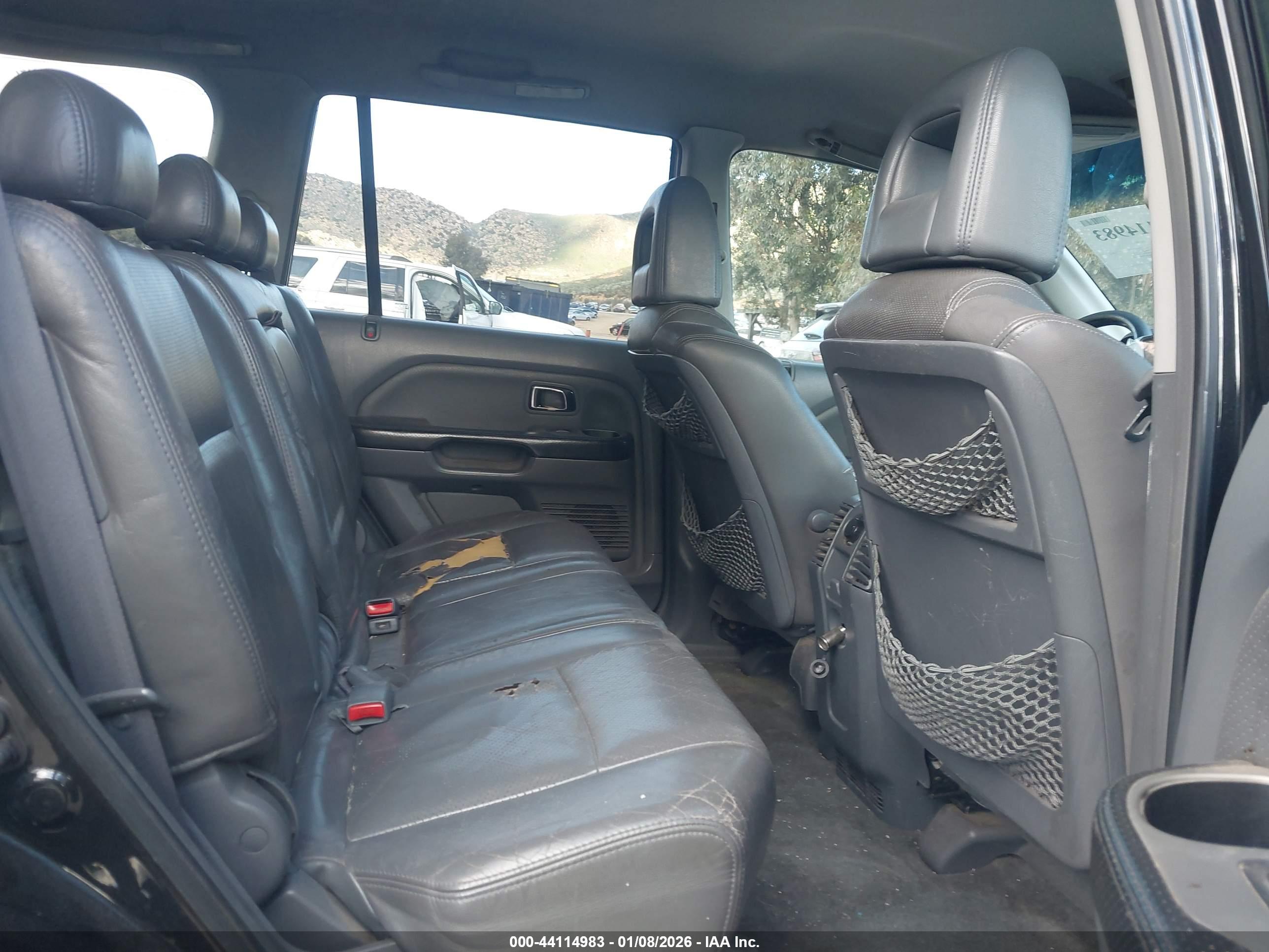 HONDA PILOT image 8