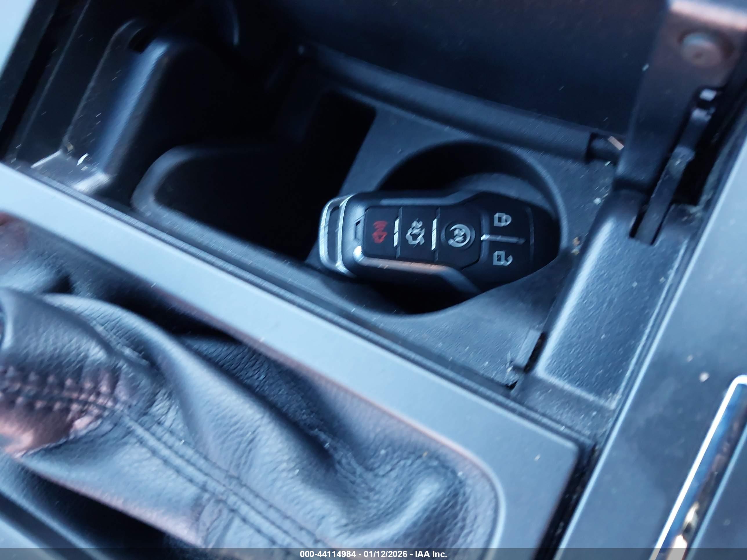 FORD TAURUS image 11