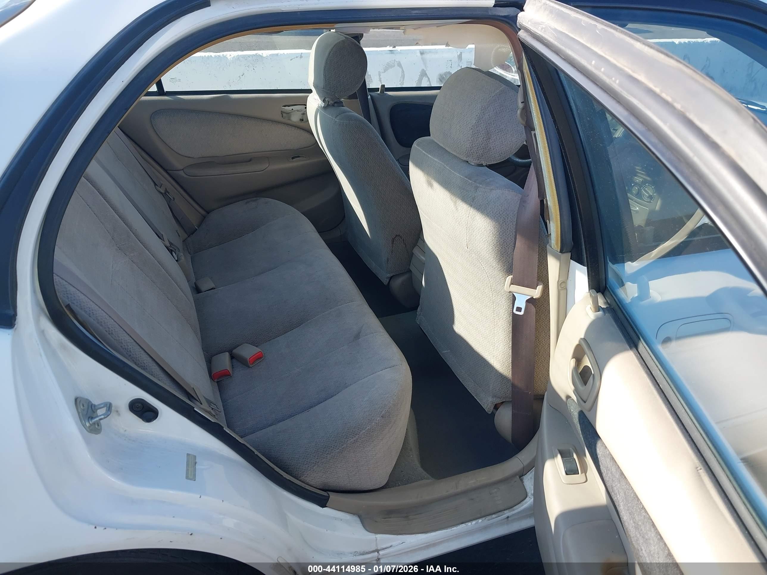 TOYOTA COROLLA image 8