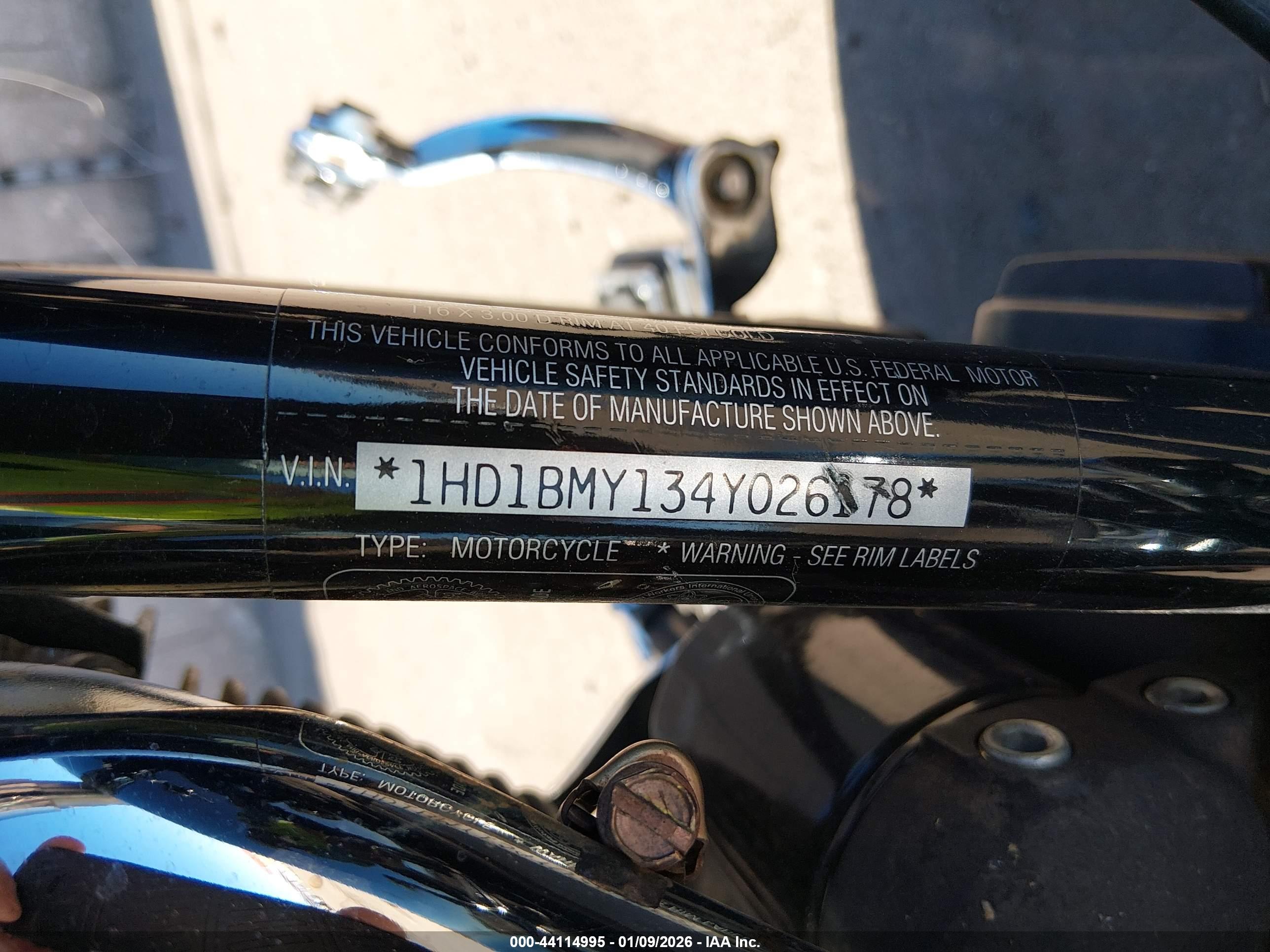 HARLEY-DAVIDSON FLSTF image 10