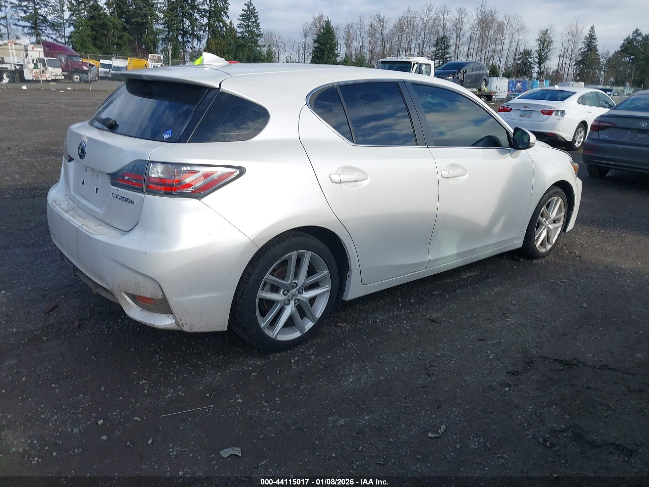 LEXUS CT image 4