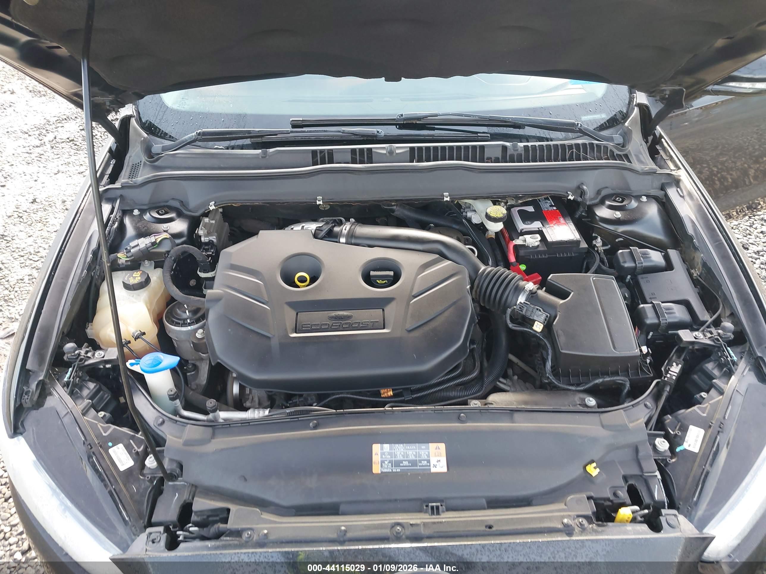 FORD FUSION image 10