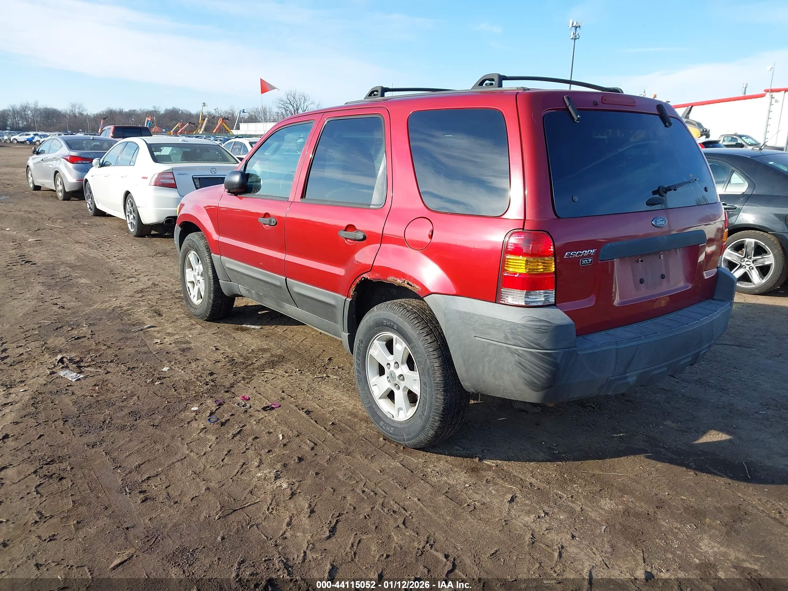 FORD ESCAPE image 3