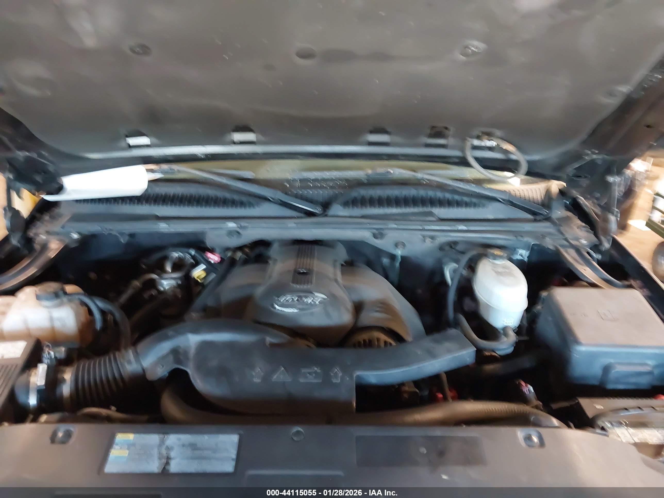 GMC YUKON image 10