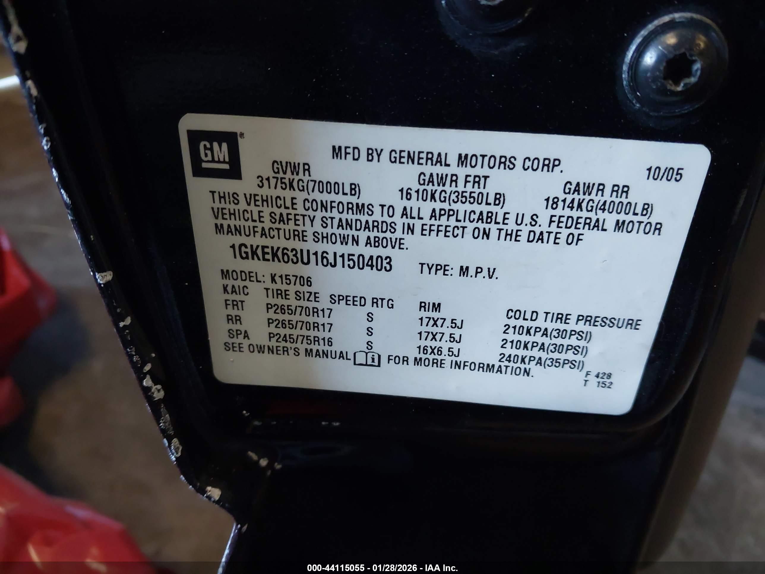 GMC YUKON image 9