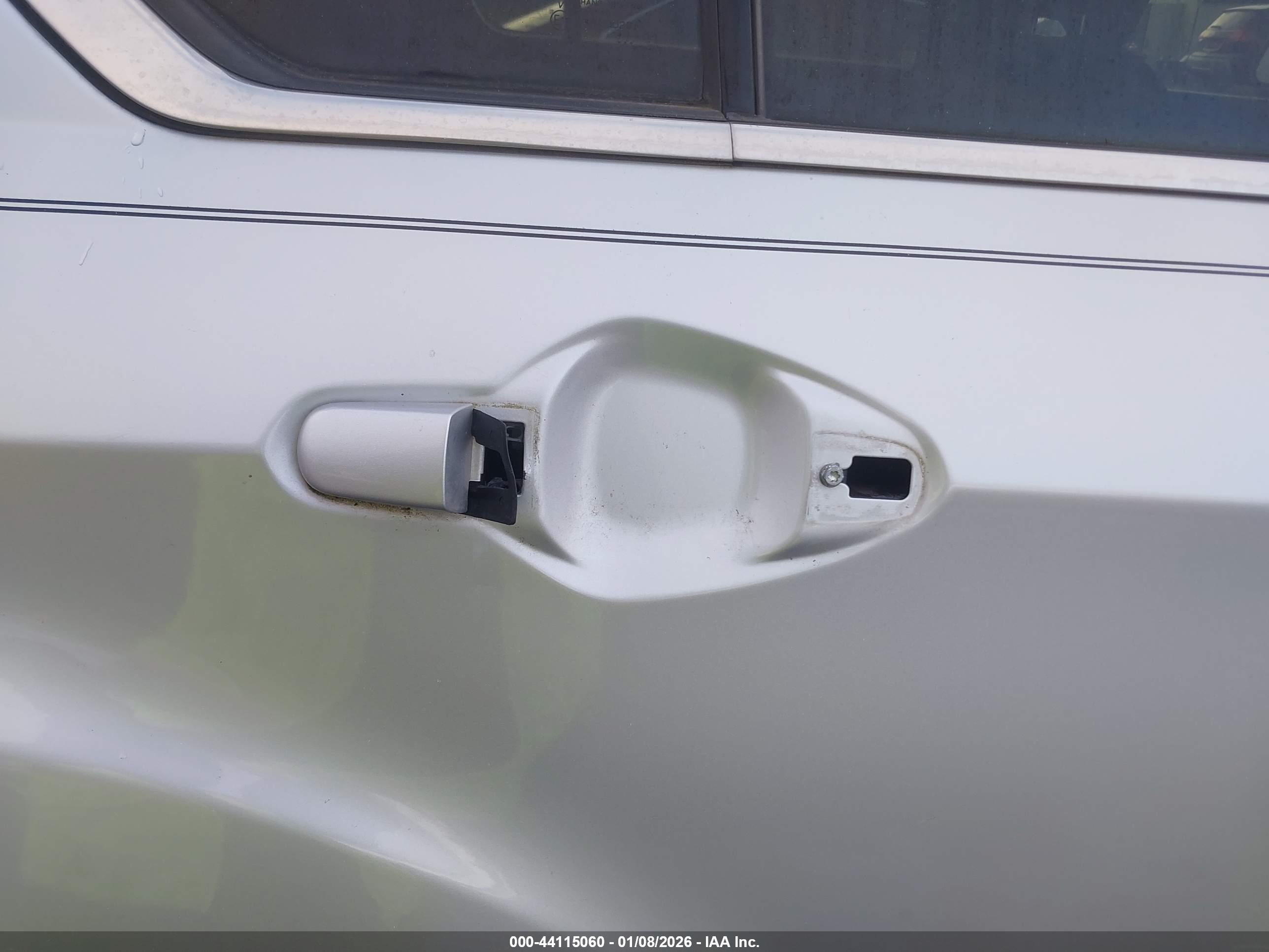 CHEVROLET EQUINOX image 6