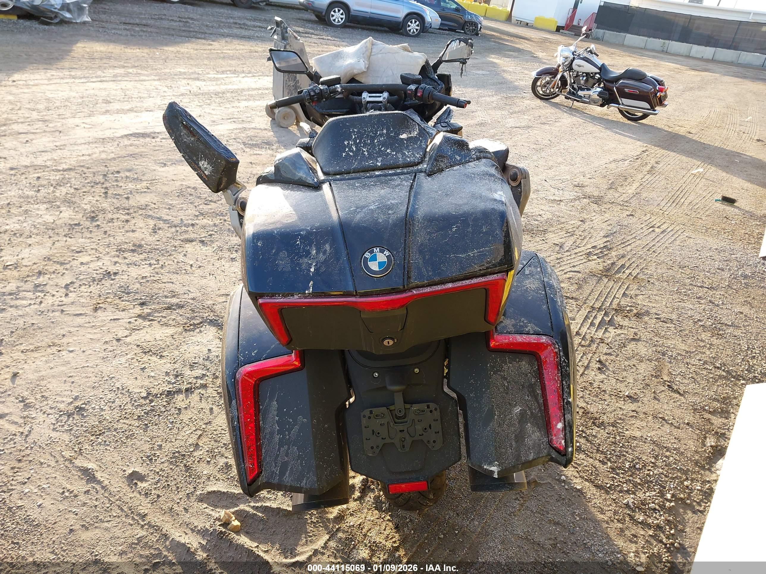BMW K1600 image 6