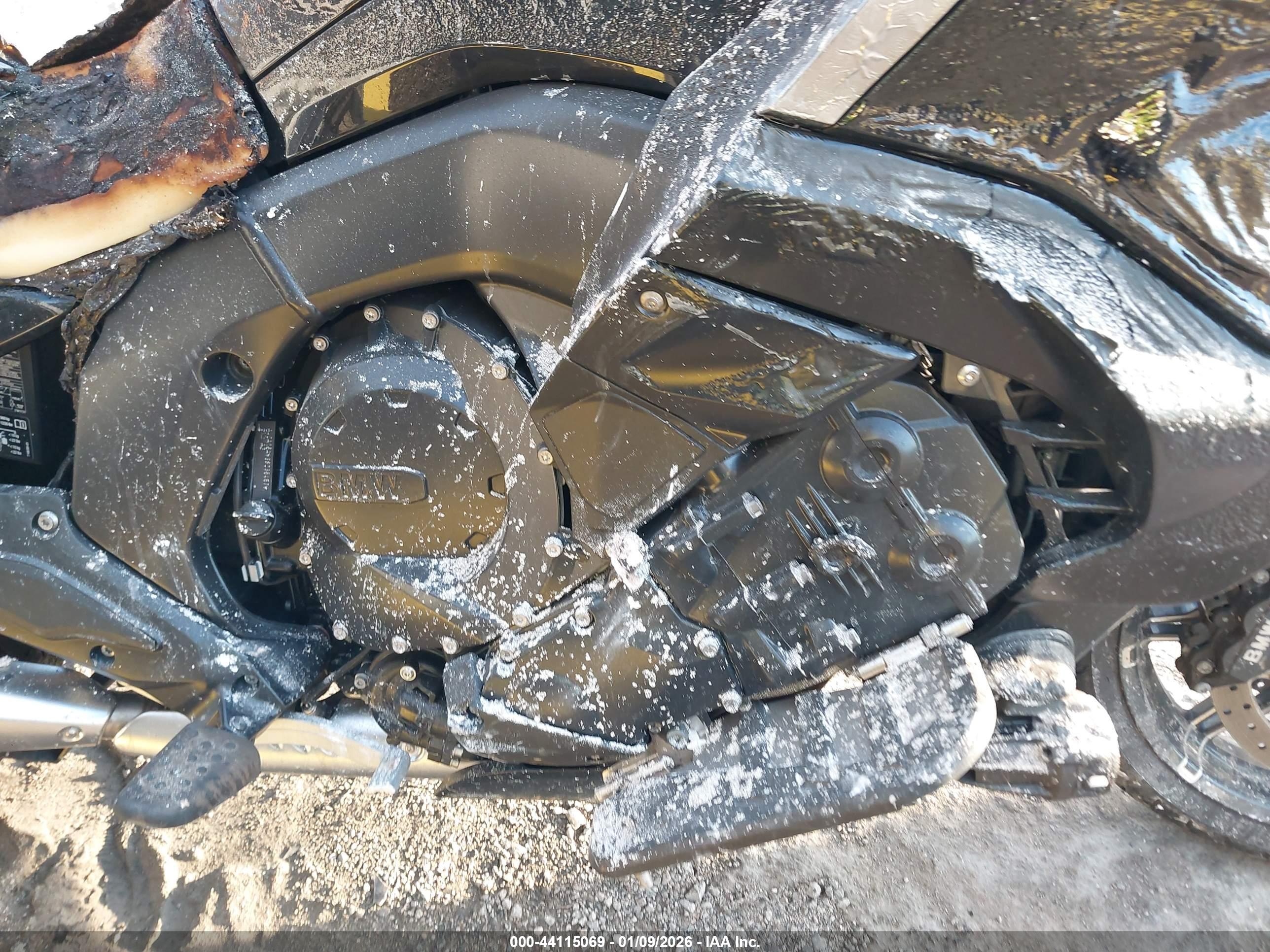 BMW K1600 image 8