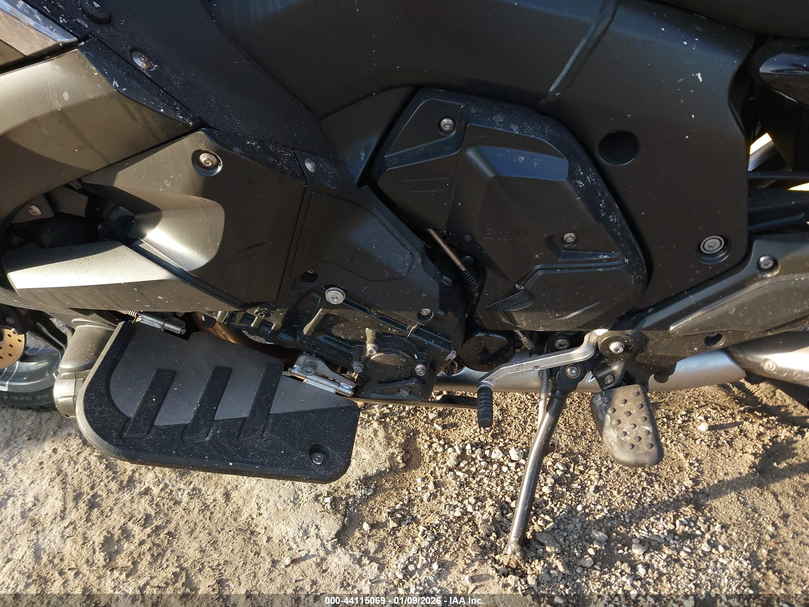 BMW K1600 image 9